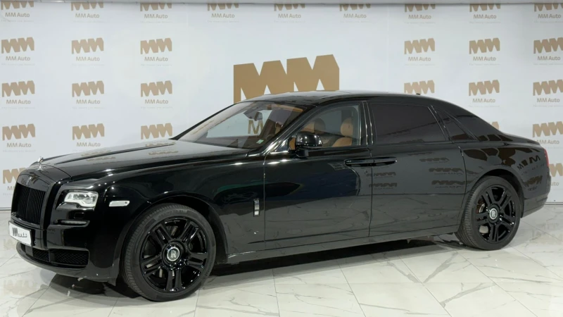 Rolls-Royce Ghost EWB* V12* HuD* Pano* NightVision - 114999 € / 224918.49 лв. - 33322405 1