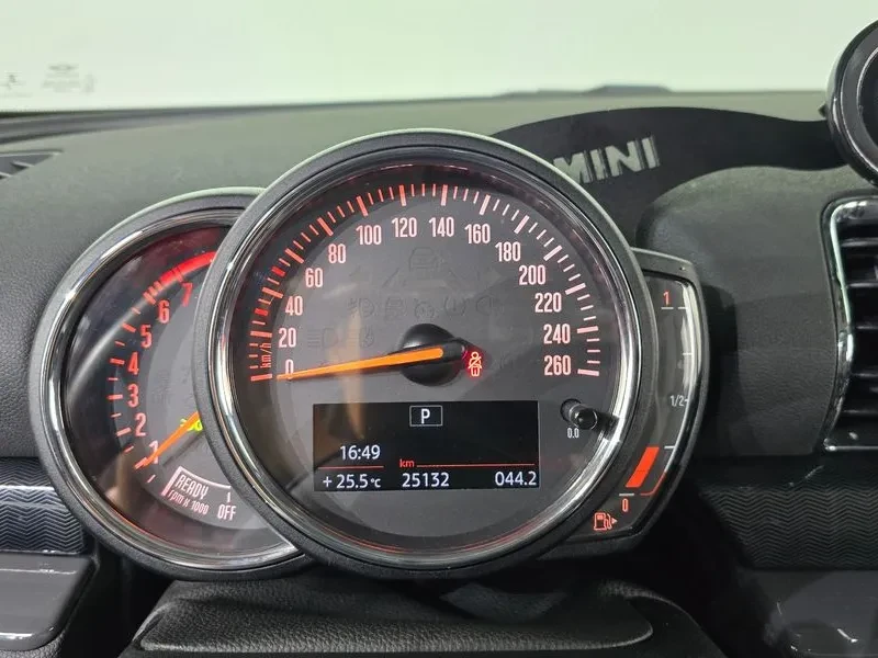 Mini Clubman Basic 2Nd Generation, снимка 8 - Автомобили и джипове - 55935655