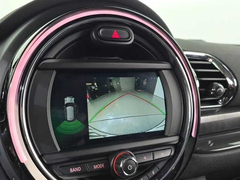 Mini Clubman Basic 2Nd Generation, снимка 13 - Автомобили и джипове - 55935655
