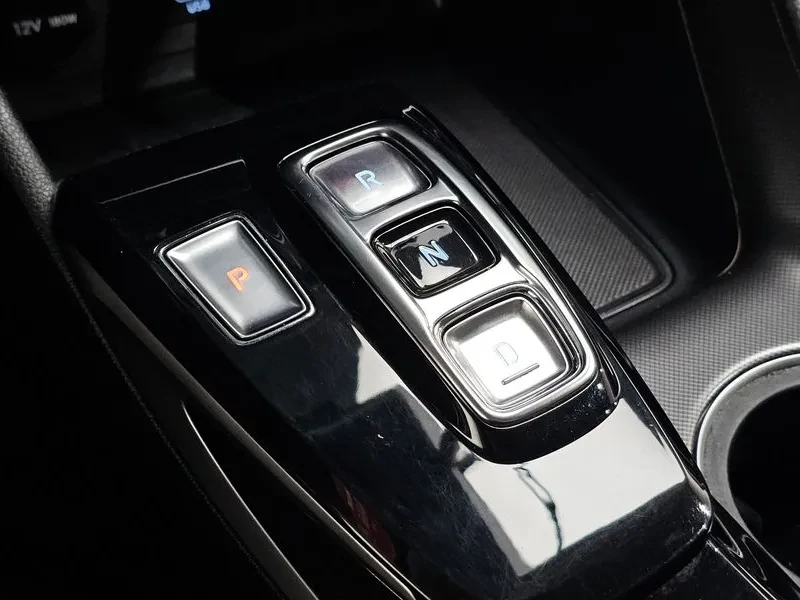 Hyundai Sonata 2.0 LPG - САМО 30% АВАНС, снимка 9 - Автомобили и джипове - 56562859