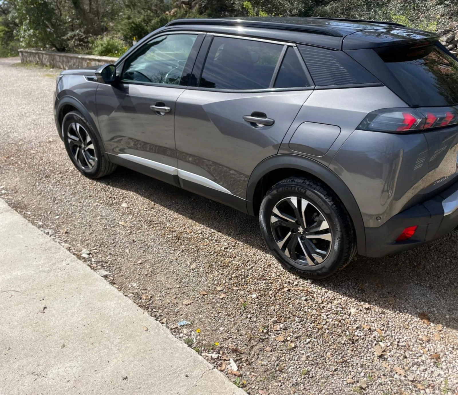 Peugeot 2008 1. 5GT BlueHDi 131 S&S EAT8 - изображение 4