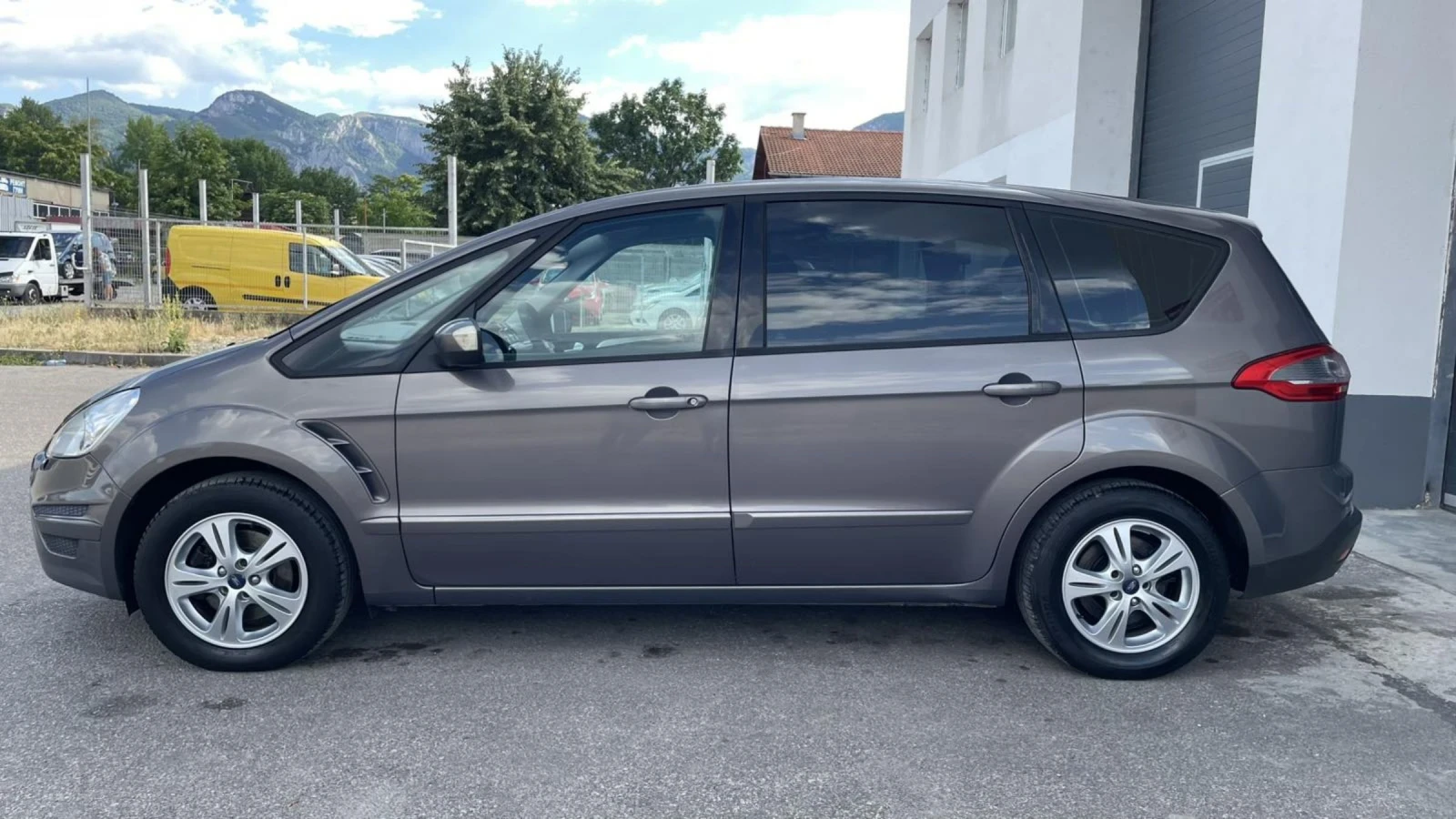 Ford S-Max 2.0 TDCI kli 7m - изображение 3