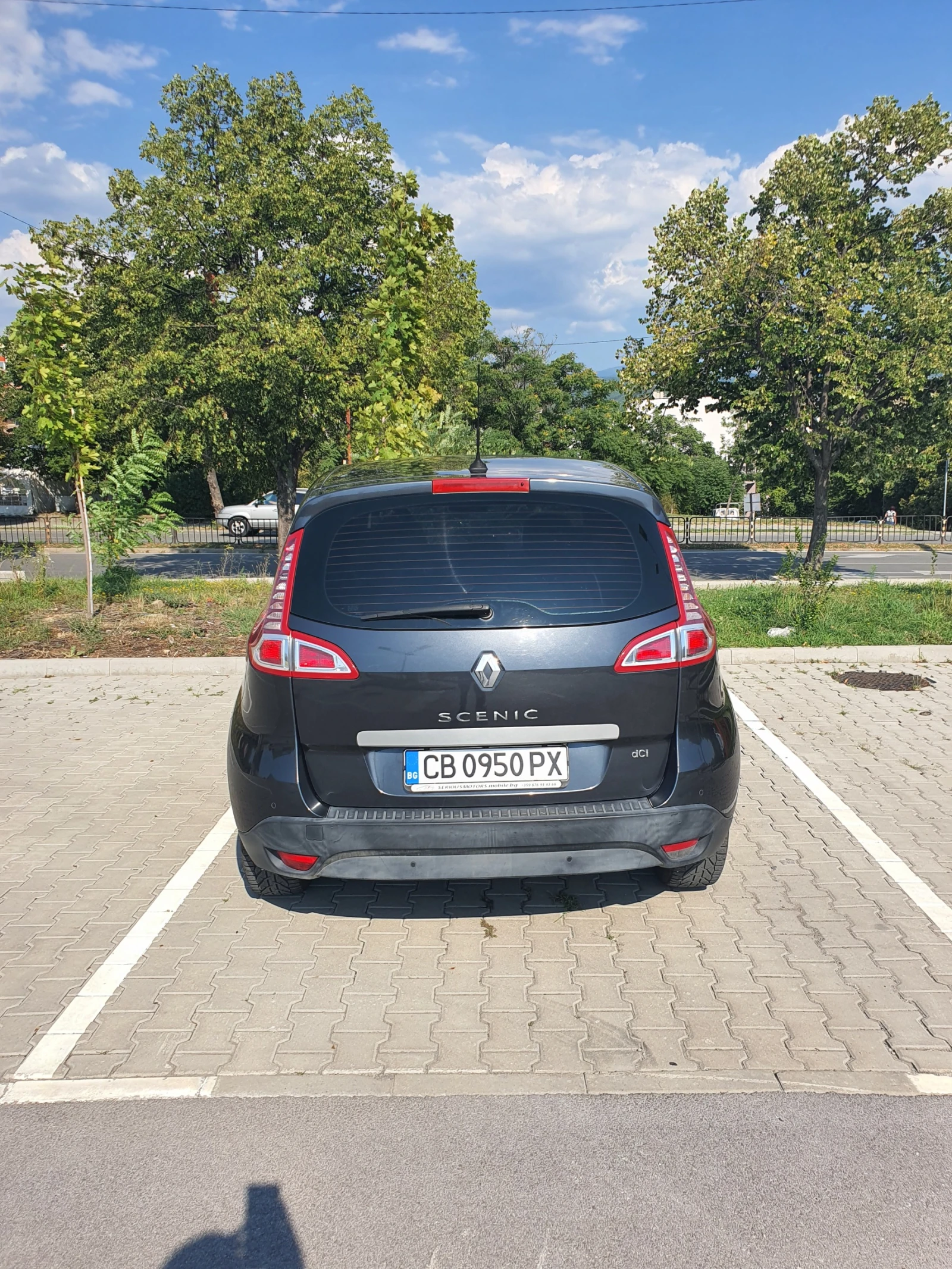 Renault Scenic 1.5 DCI - изображение 6