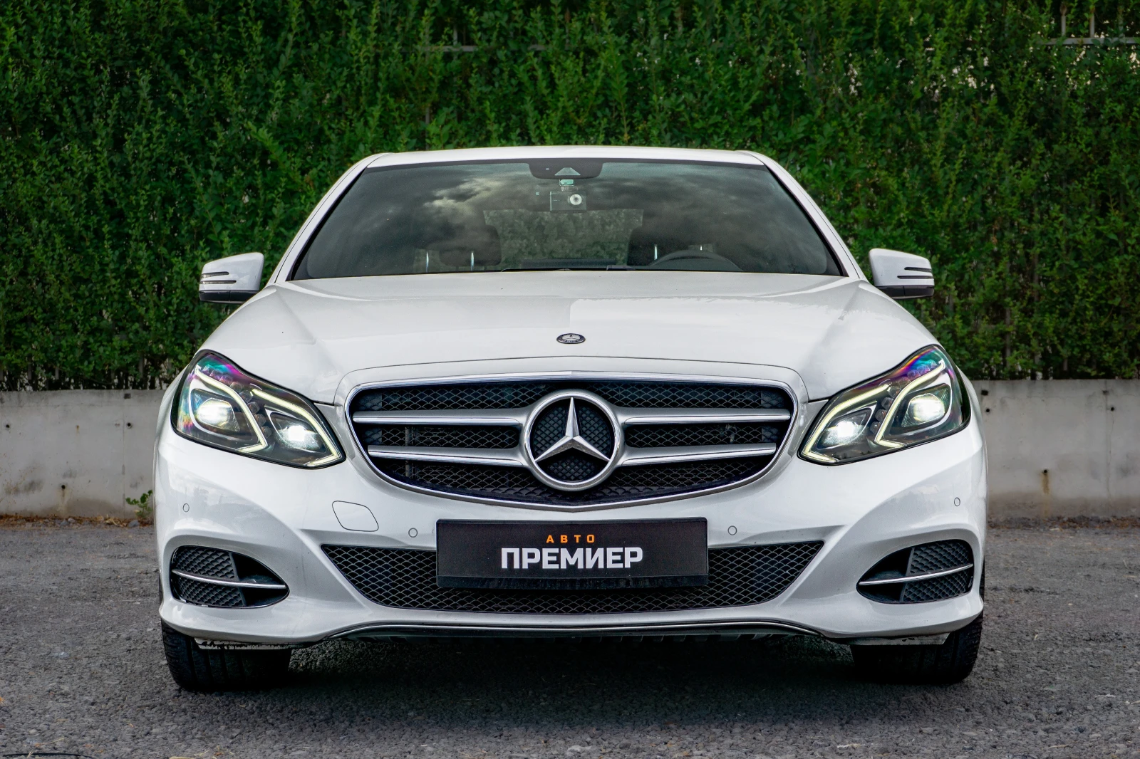 Mercedes-Benz E 220 E 220-CDI-6М ГАРАНЦИЯ-РЕАЛНИ КИЛОМЕТРИ-ТОП!!! - изображение 2