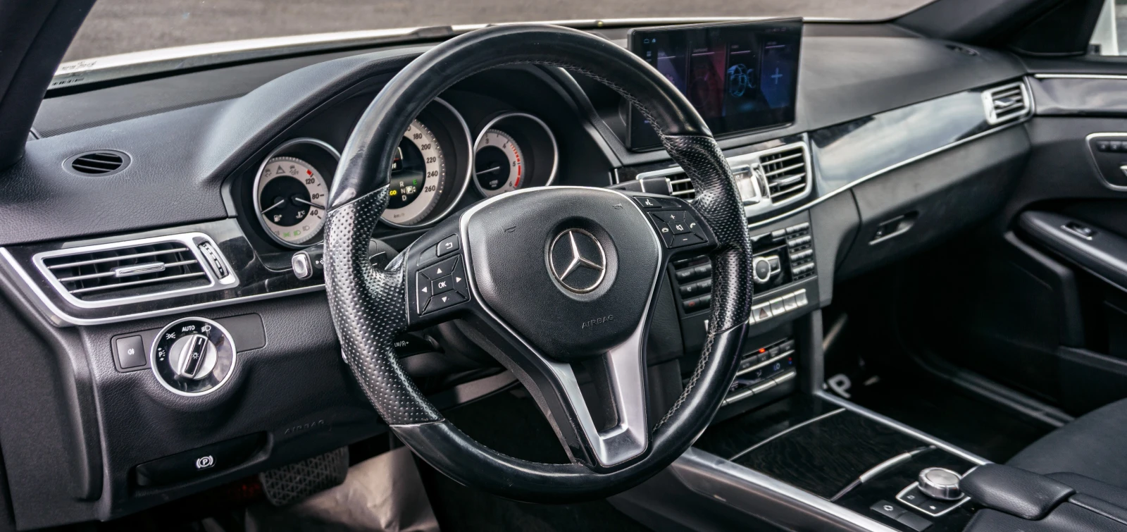Mercedes-Benz E 220 E 220-CDI-6М ГАРАНЦИЯ-РЕАЛНИ КИЛОМЕТРИ-ТОП!!! - изображение 7