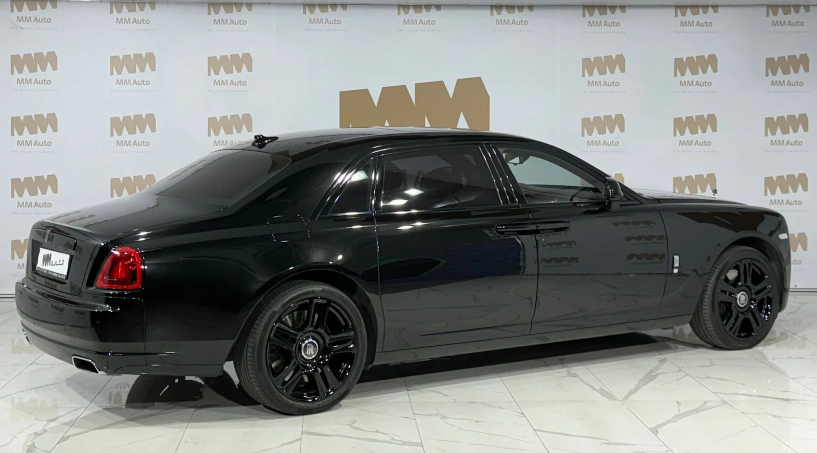 Rolls-Royce Ghost EWB* V12* HuD* Pano* NightVision - изображение 3