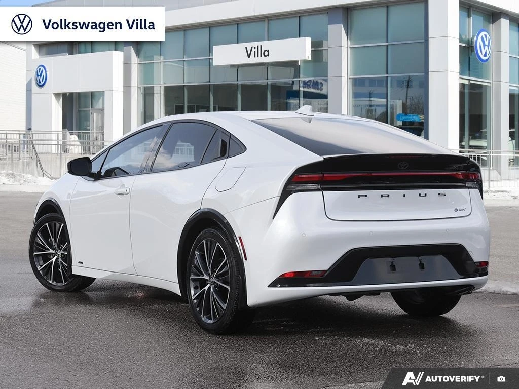 Toyota Prius * 2023 Toyota XLE AWD e / No Accident * CARFAX * Б - изображение 4