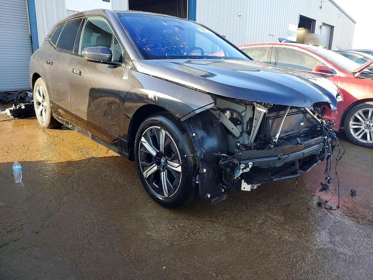 BMW iX XDRIVE50 | НАЛИЧНИ ФАРОВЕ | , снимка 3 - Автомобили и джипове - 53947394