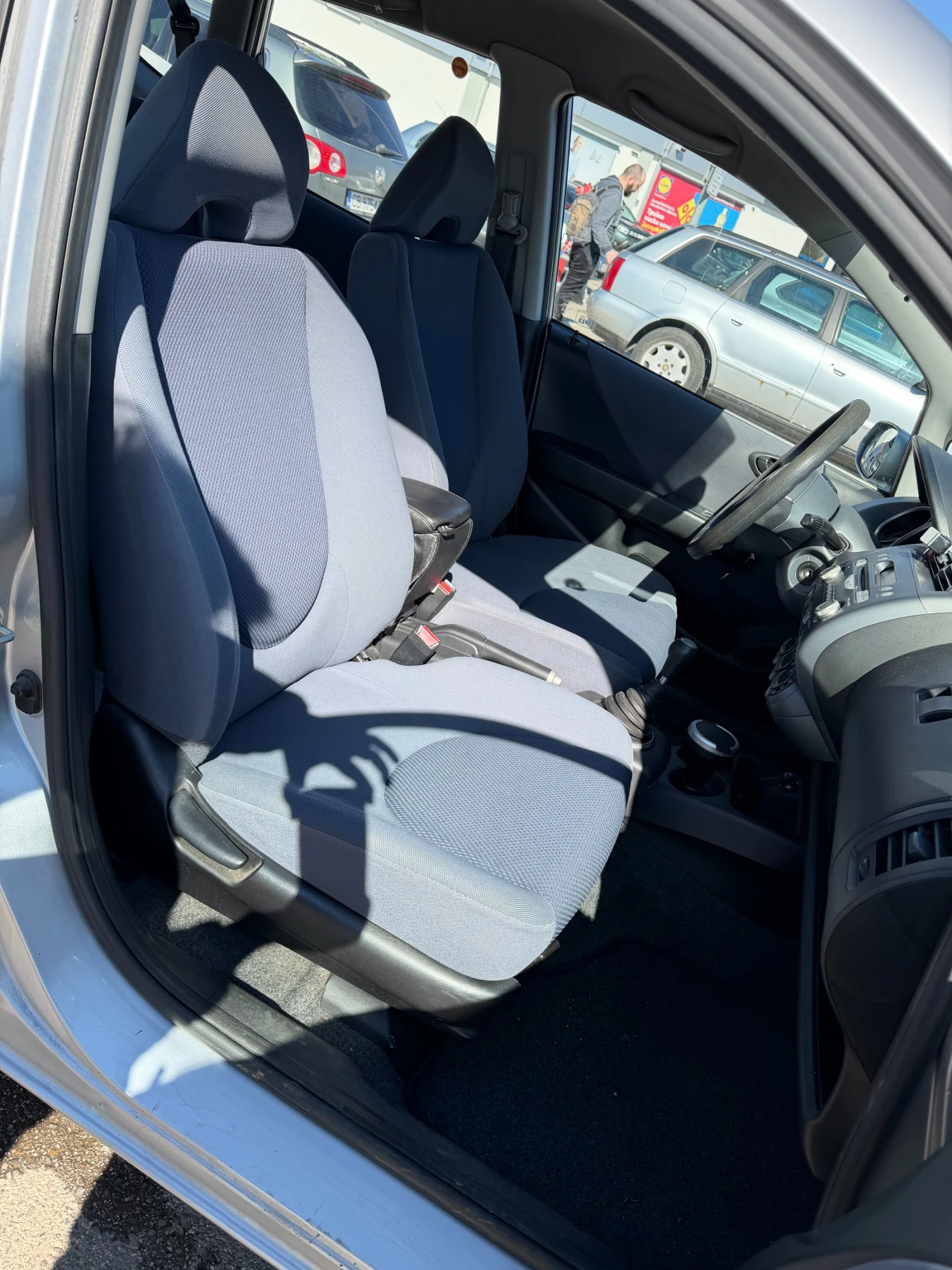 Honda Jazz, снимка 14 - Автомобили и джипове - 54314878