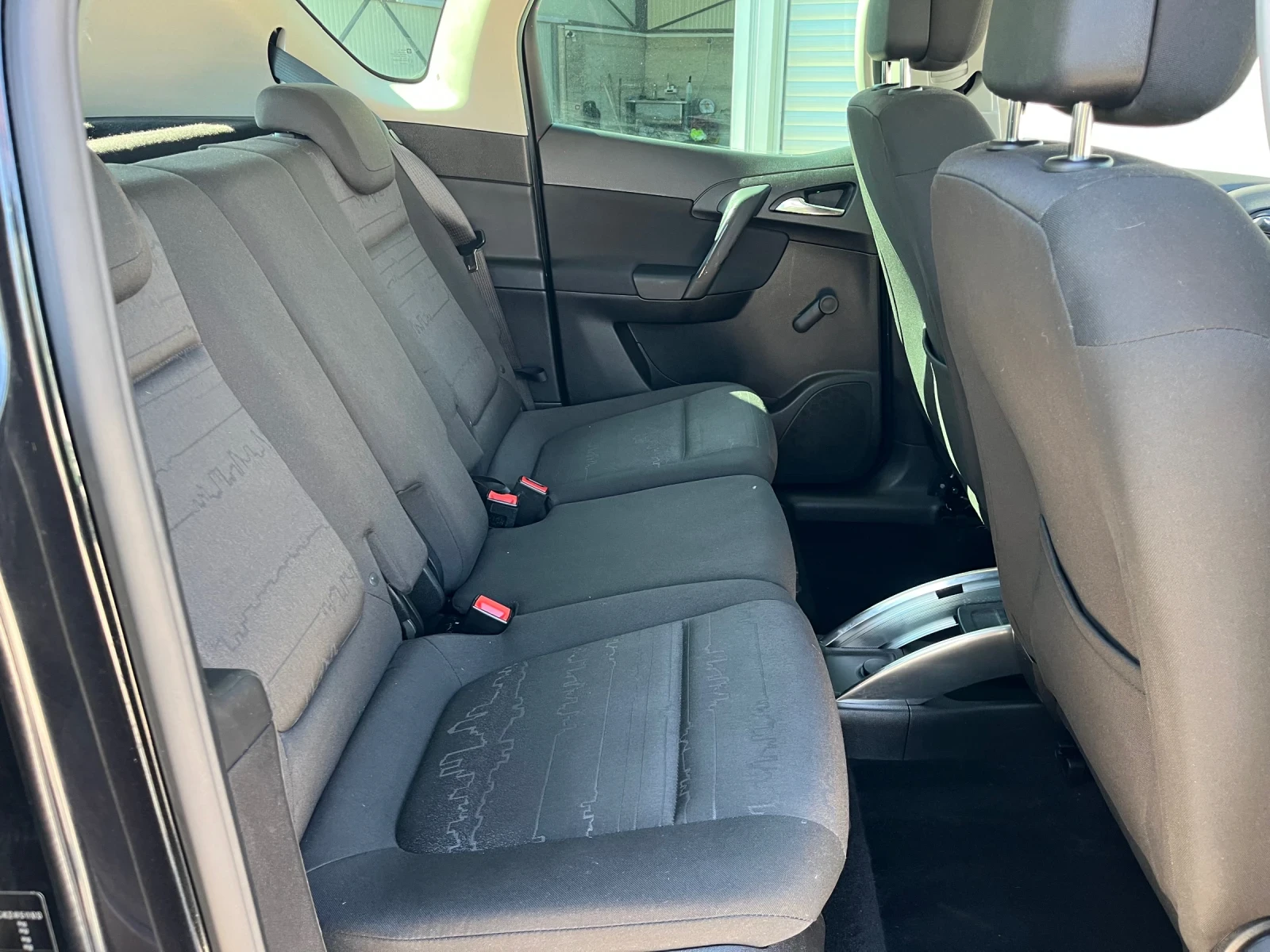 Opel Meriva 1.3cdti, снимка 11 - Автомобили и джипове - 54317044