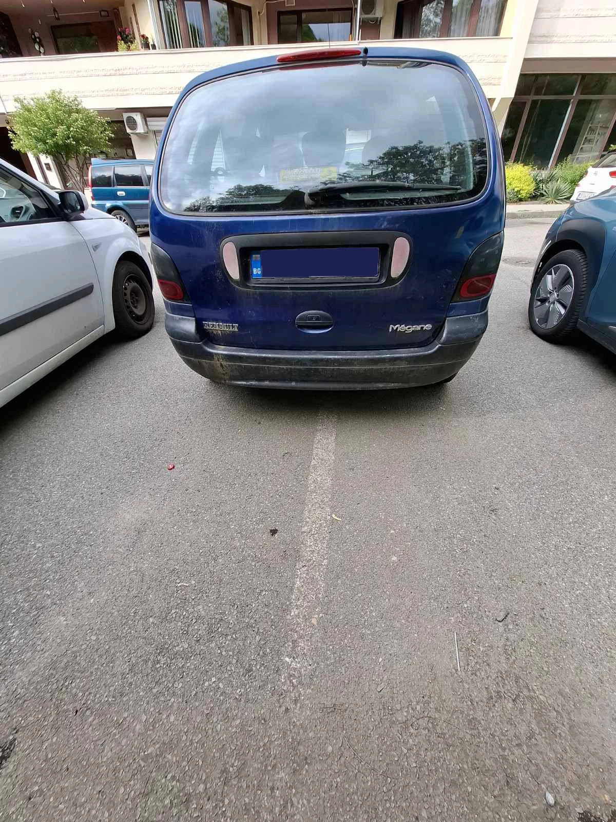 Renault Scenic, снимка 7 - Автомобили и джипове - 54619109