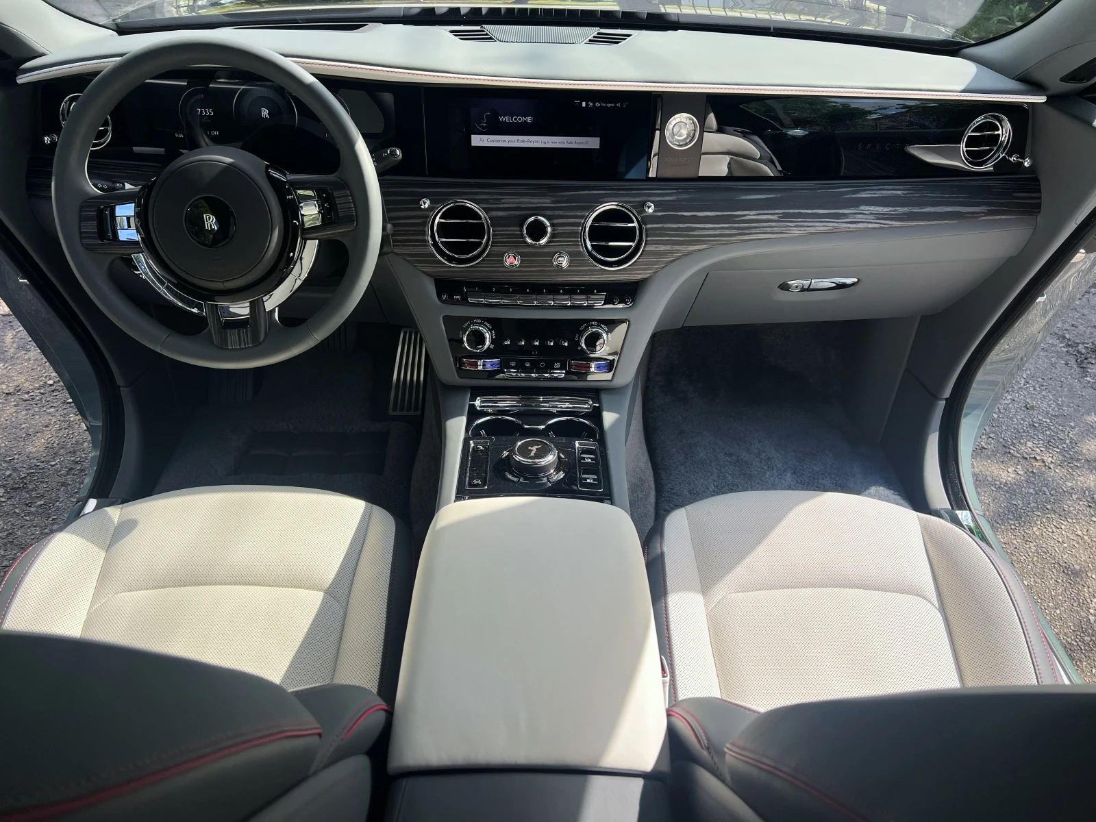 Rolls-Royce Spectre  SHOOTING STAR / BESPOKE / 23/ | Mobile.bg � ����������� 11