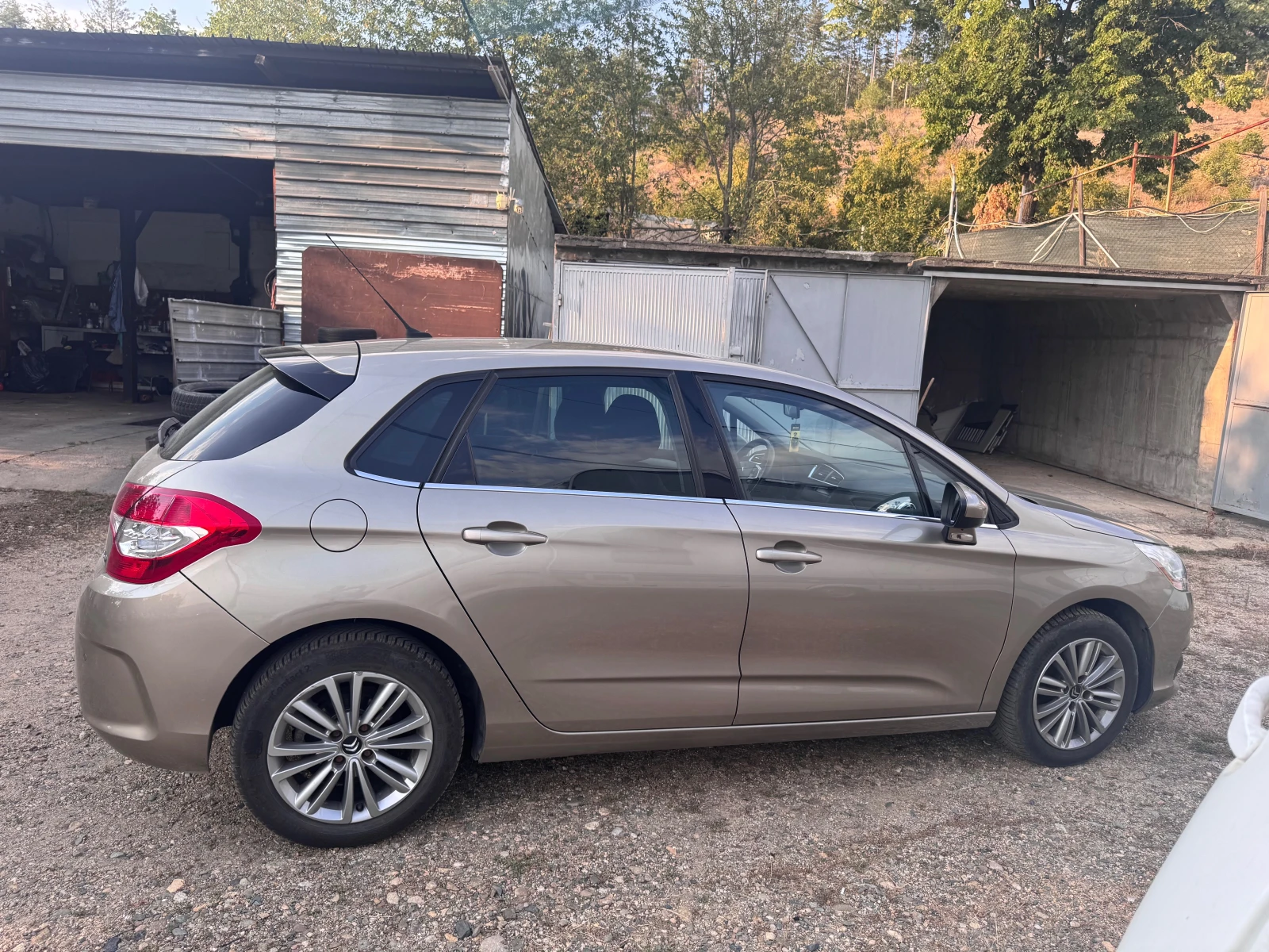 Citroen C4 1.6 E-HDI 103000km.100%, снимка 4 - Автомобили и джипове - 55578883