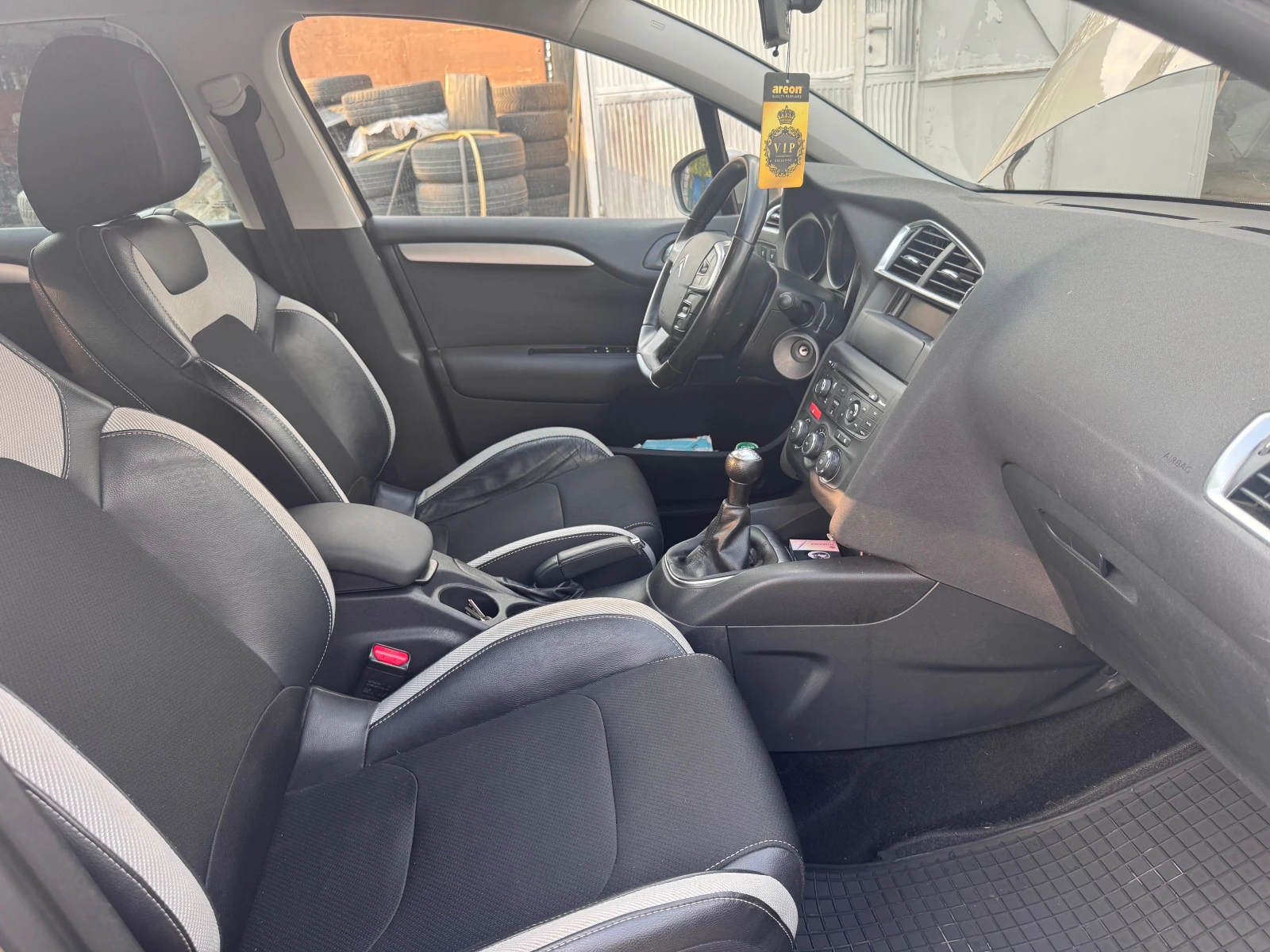 Citroen C4 1.6 E-HDI 103000km.100%, снимка 10 - Автомобили и джипове - 55578883