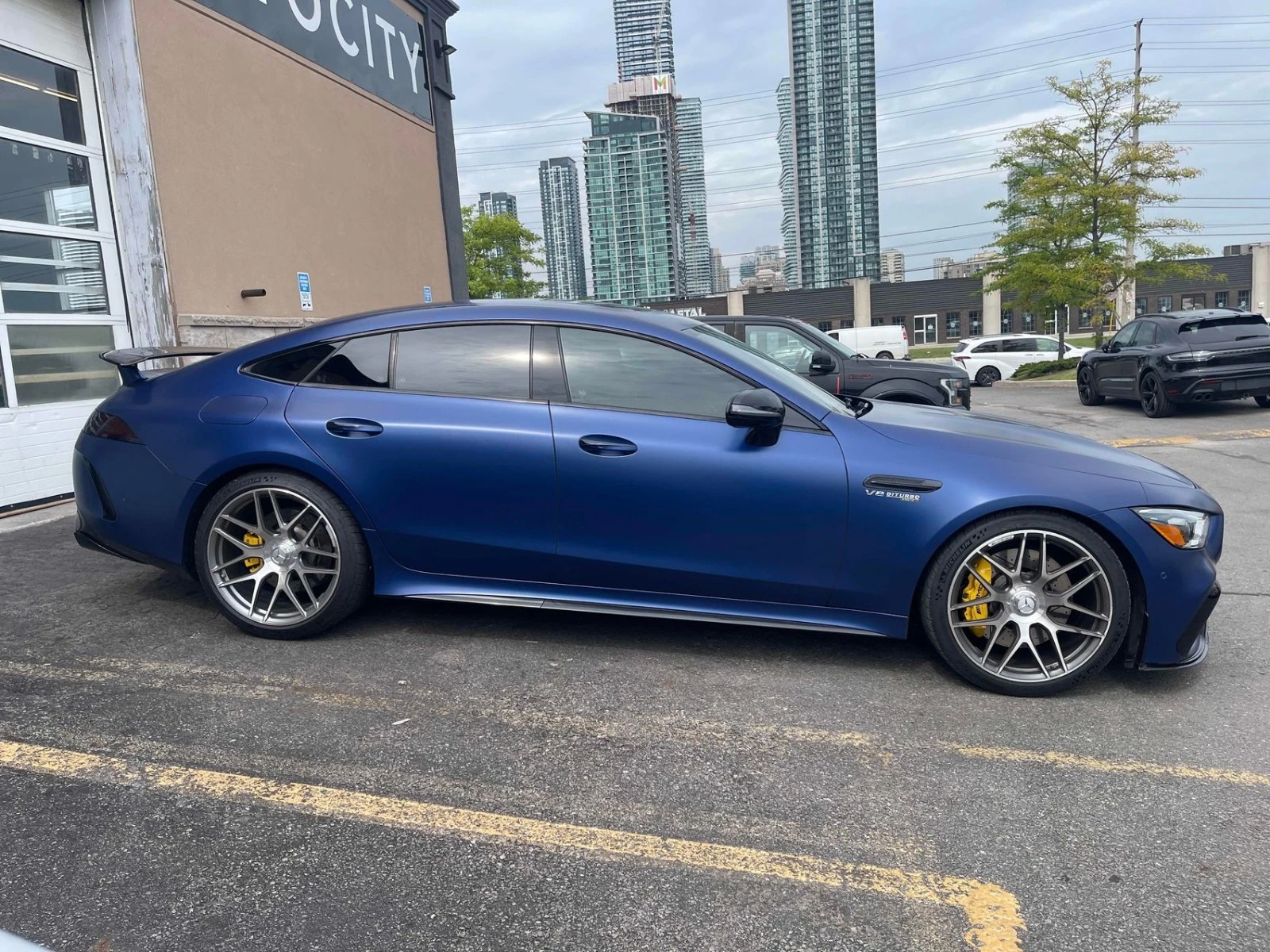 Mercedes-Benz AMG GT 63S ЦЕНА ДО БЪЛГАРИЯ РЕГИСТРАЦИЯ & АВТОКРЕДИТ, снимка 4 - Автомобили и джипове - 55595483