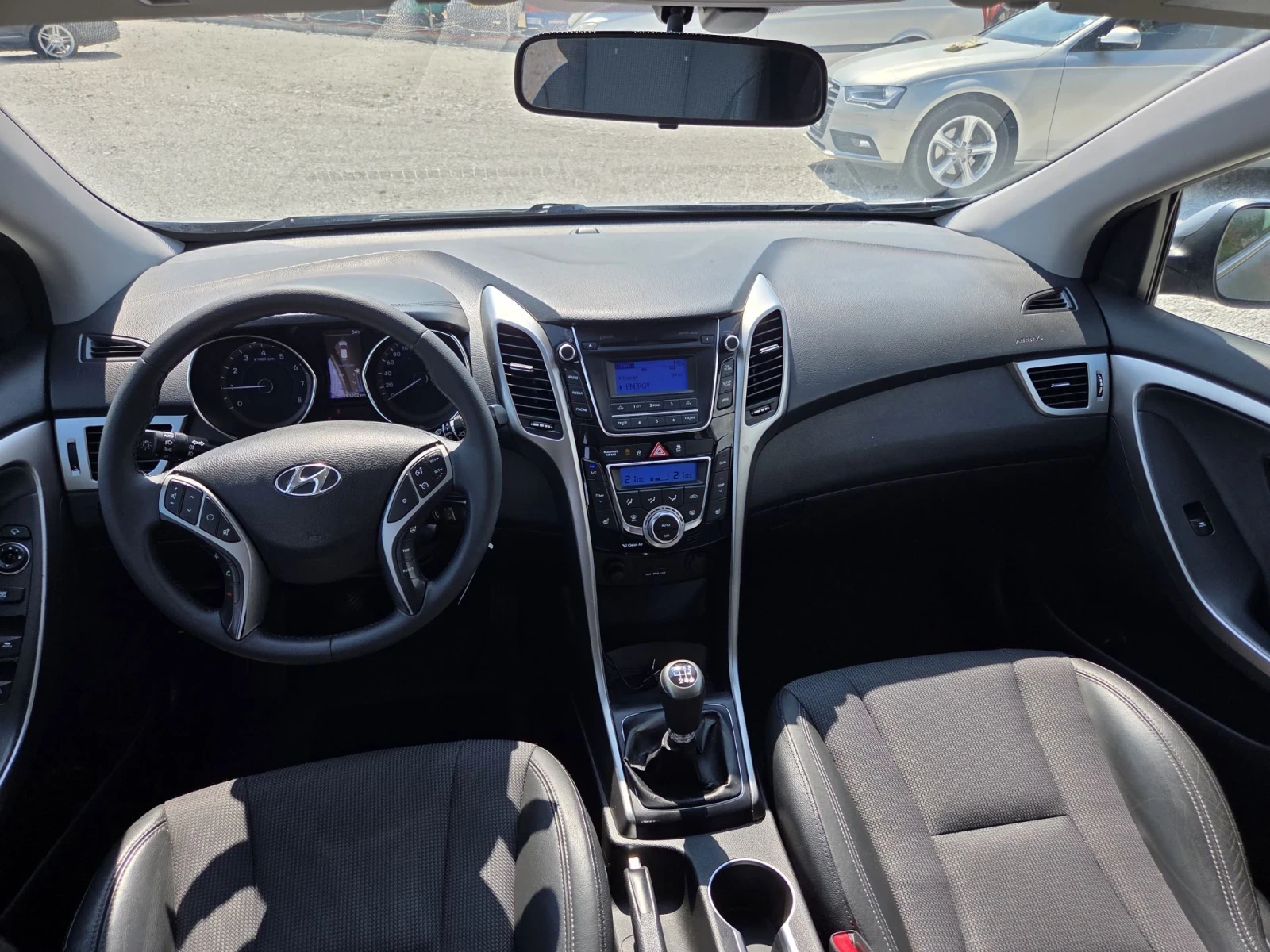 Hyundai I30 1.6, снимка 9 - Автомобили и джипове - 55637712