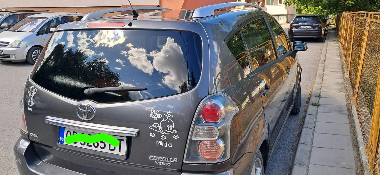 Toyota Corolla Версо, снимка 2 - Автомобили и джипове - 56197833