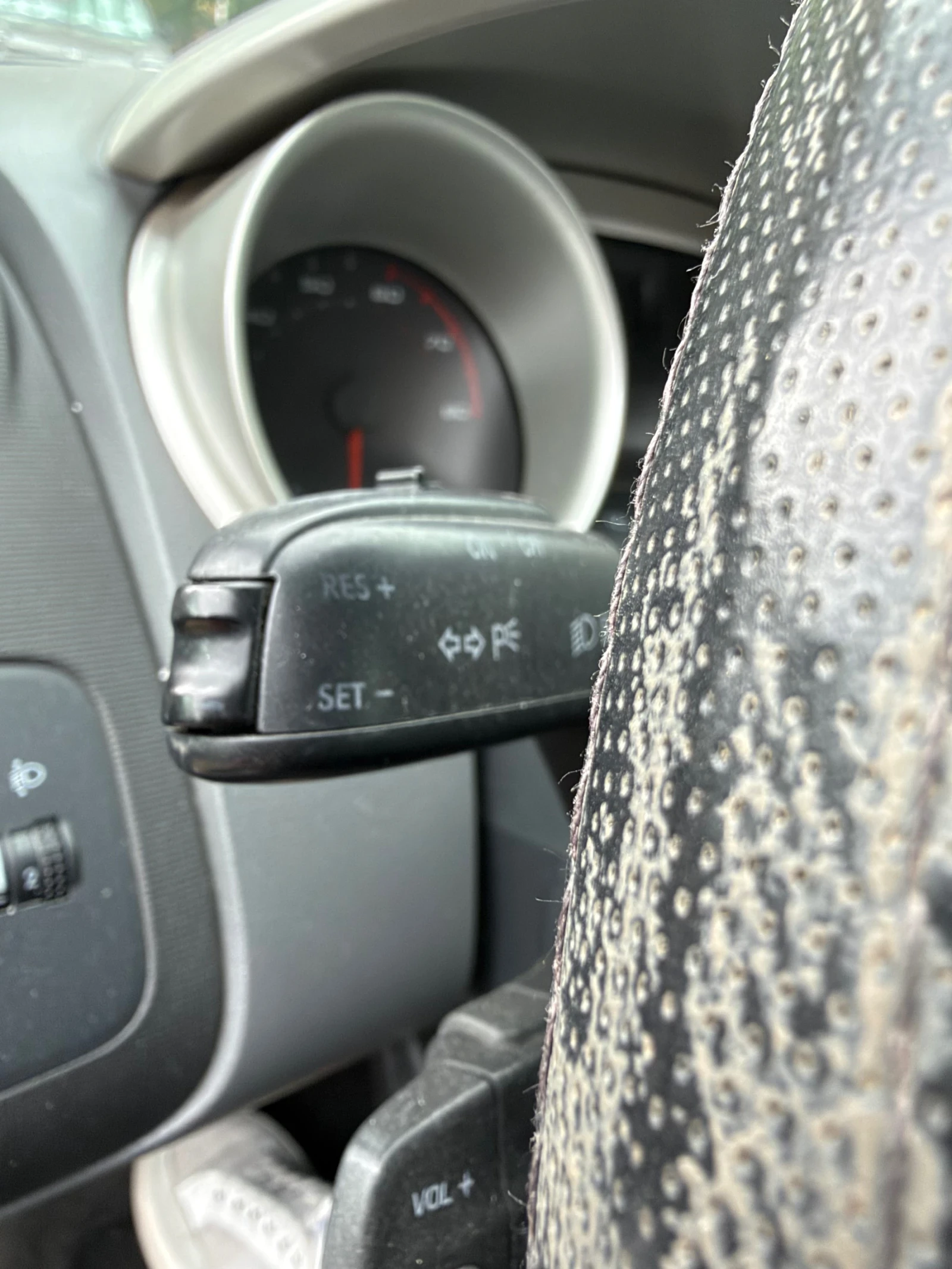 Seat Ibiza, снимка 11 - Автомобили и джипове - 56275191