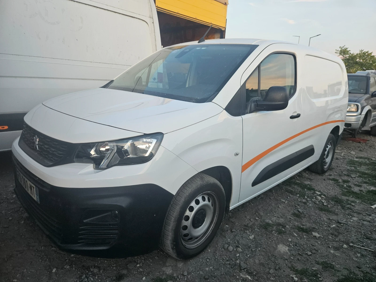 Peugeot Partner Макси XL 1.5 