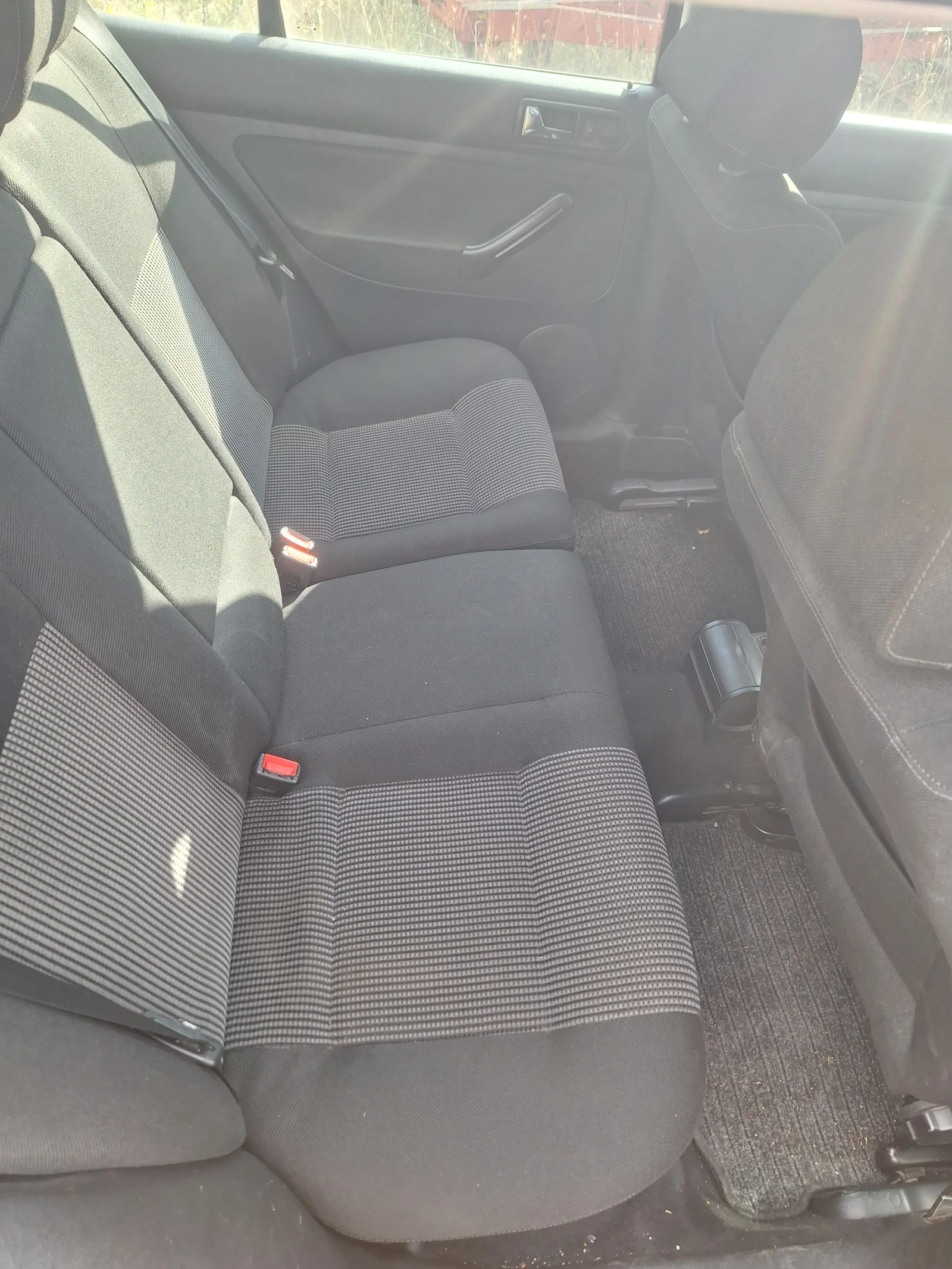 VW Golf, снимка 4 - Автомобили и джипове - 56565591