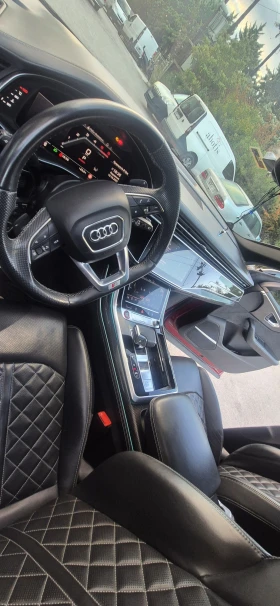 Audi SQ8, снимка 8