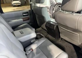 Toyota Sequoia PLATINUM * 4WD * CARFAX * 2016 * 1 СОБСТВЕНИК * , снимка 9
