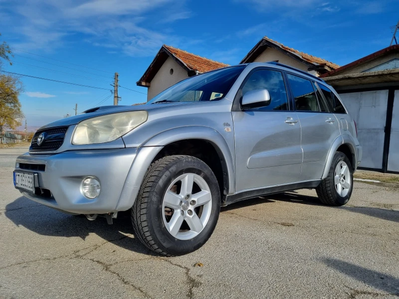 Toyota Rav4 2.0 d4D, снимка 13 - Автомобили и джипове - 48112474