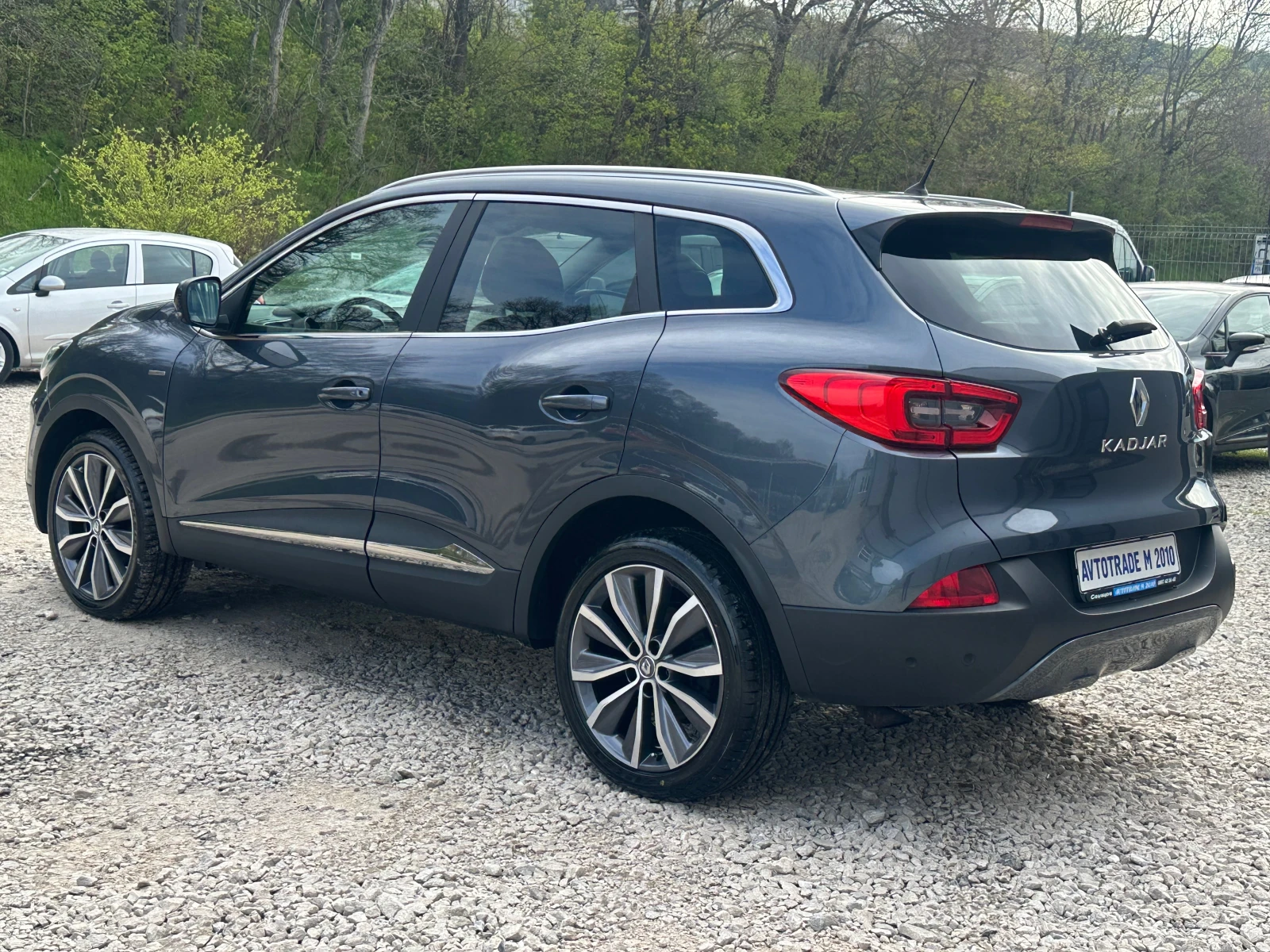 Renault Kadjar BENZIN* FULL* LED* BOSE* EVRO6 - изображение 4