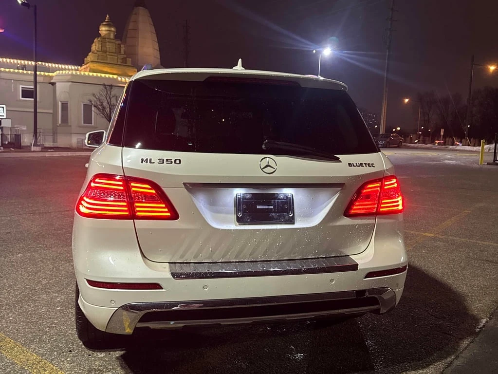 Mercedes-Benz ML 350 * BlueTEC * CARFAX * БЕЗ ПЪРВОНАЧАЛНА ВНОСКА - изображение 4