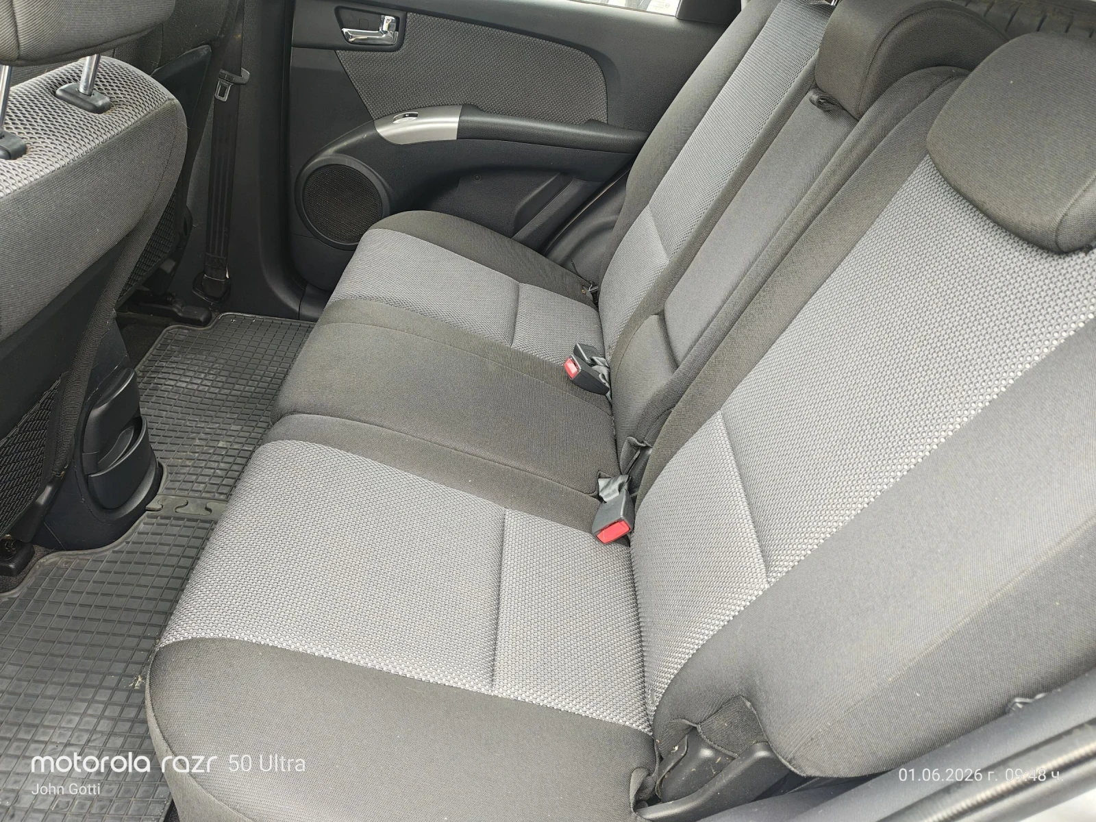 Kia Sportage 2.0 CRDi 4WD Klimatronik 120 k.c., снимка 7 - Автомобили и джипове - 53814128