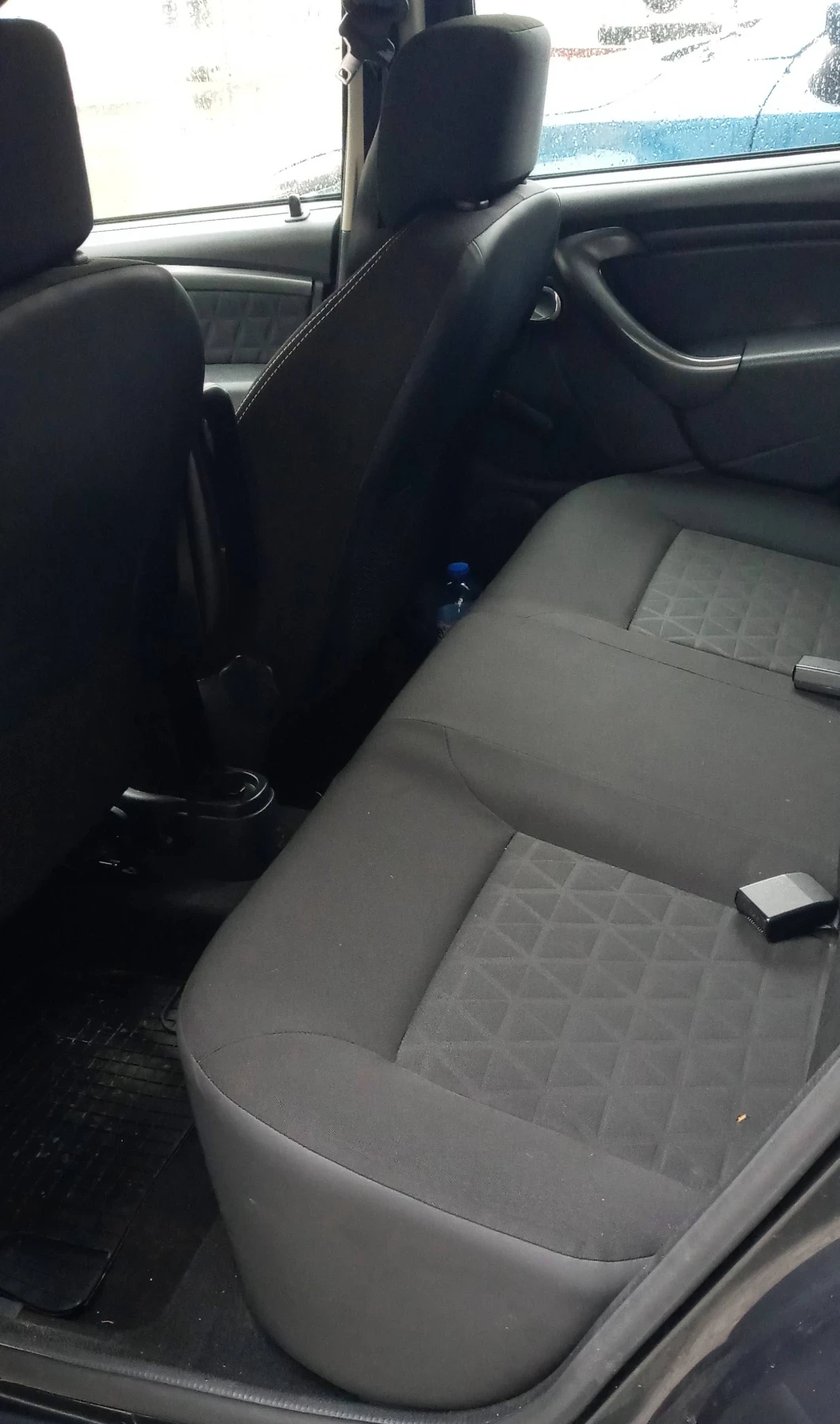 Dacia Duster, снимка 6 - Автомобили и джипове - 53947063