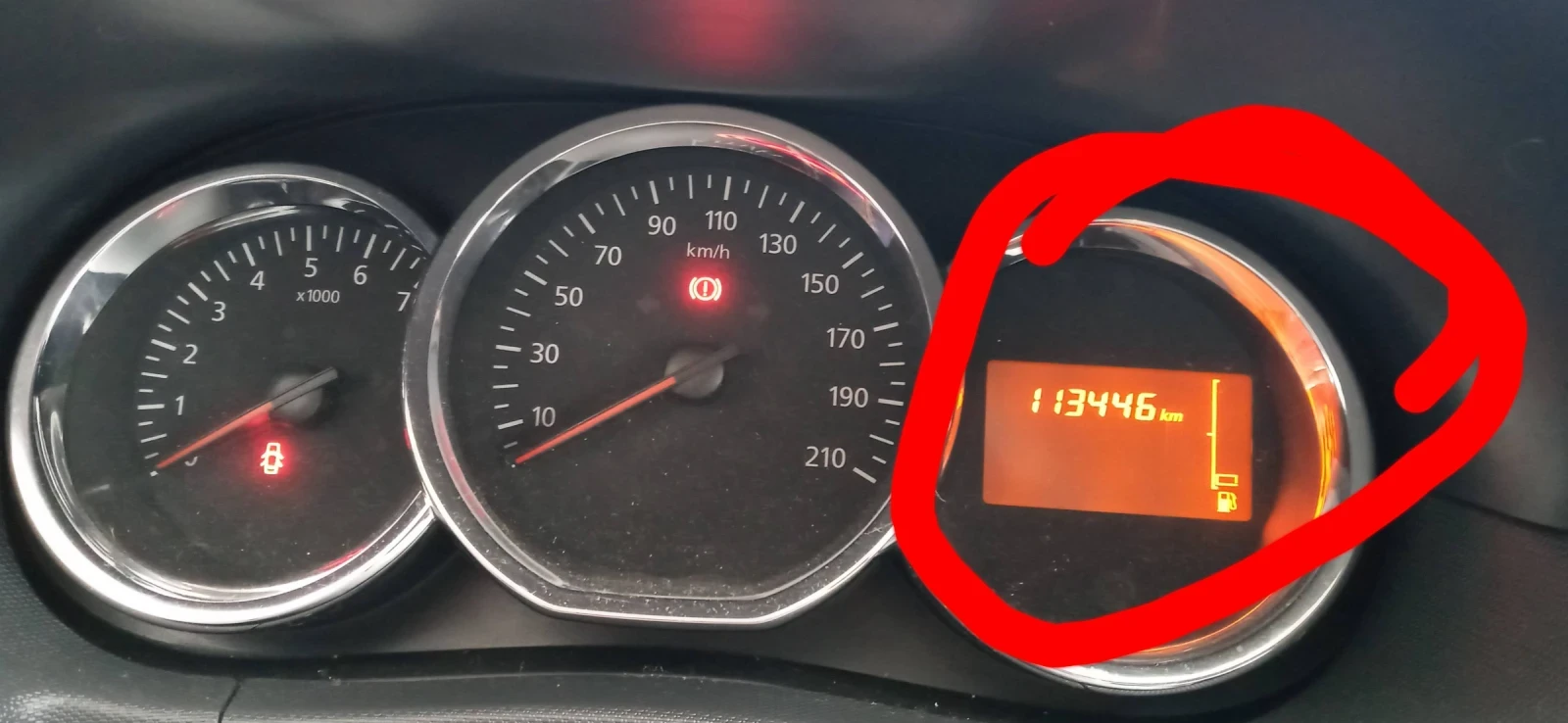 Dacia Duster, снимка 5 - Автомобили и джипове - 53947063