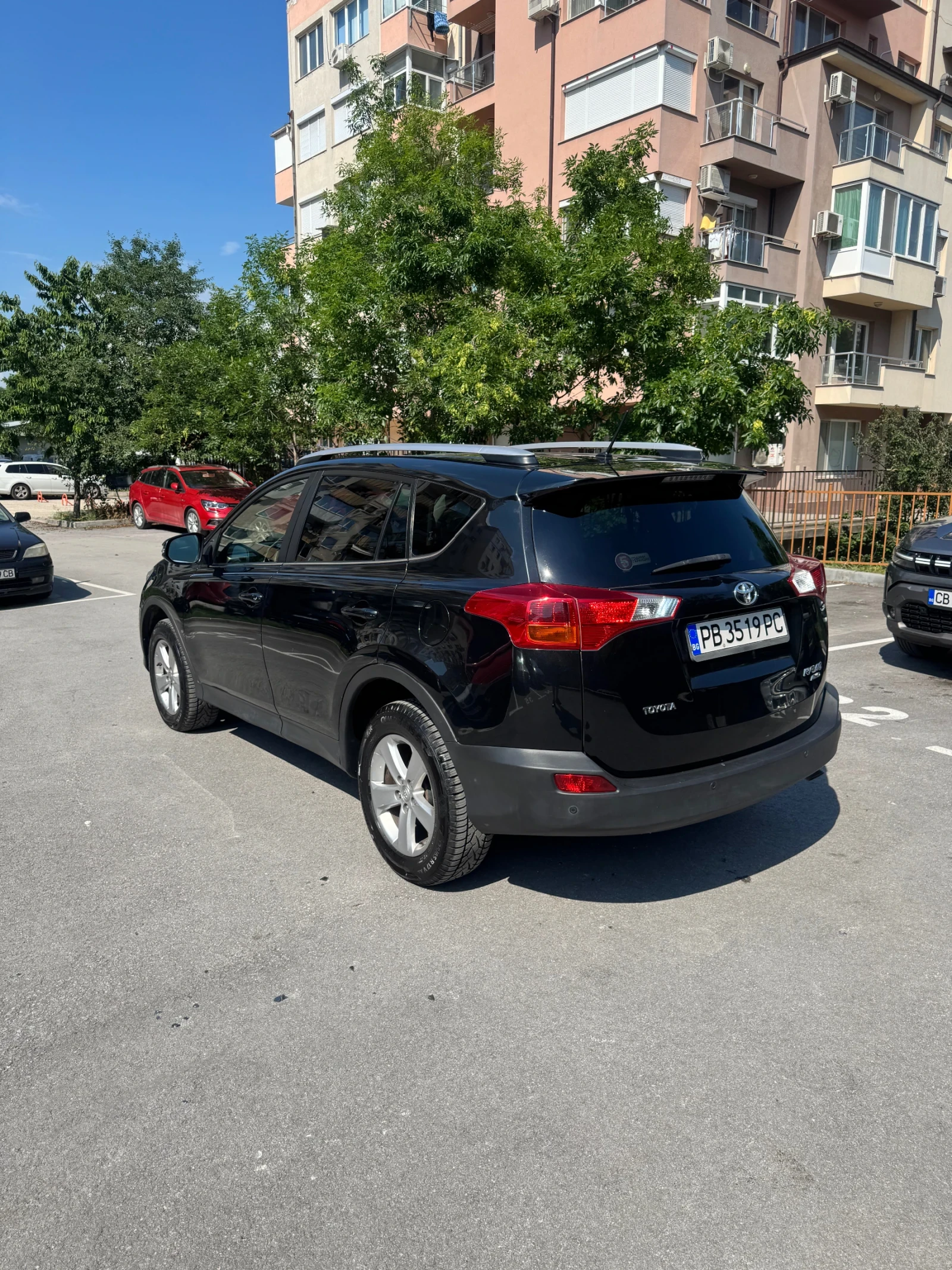 Toyota Rav4, снимка 4 - Автомобили и джипове - 54700521