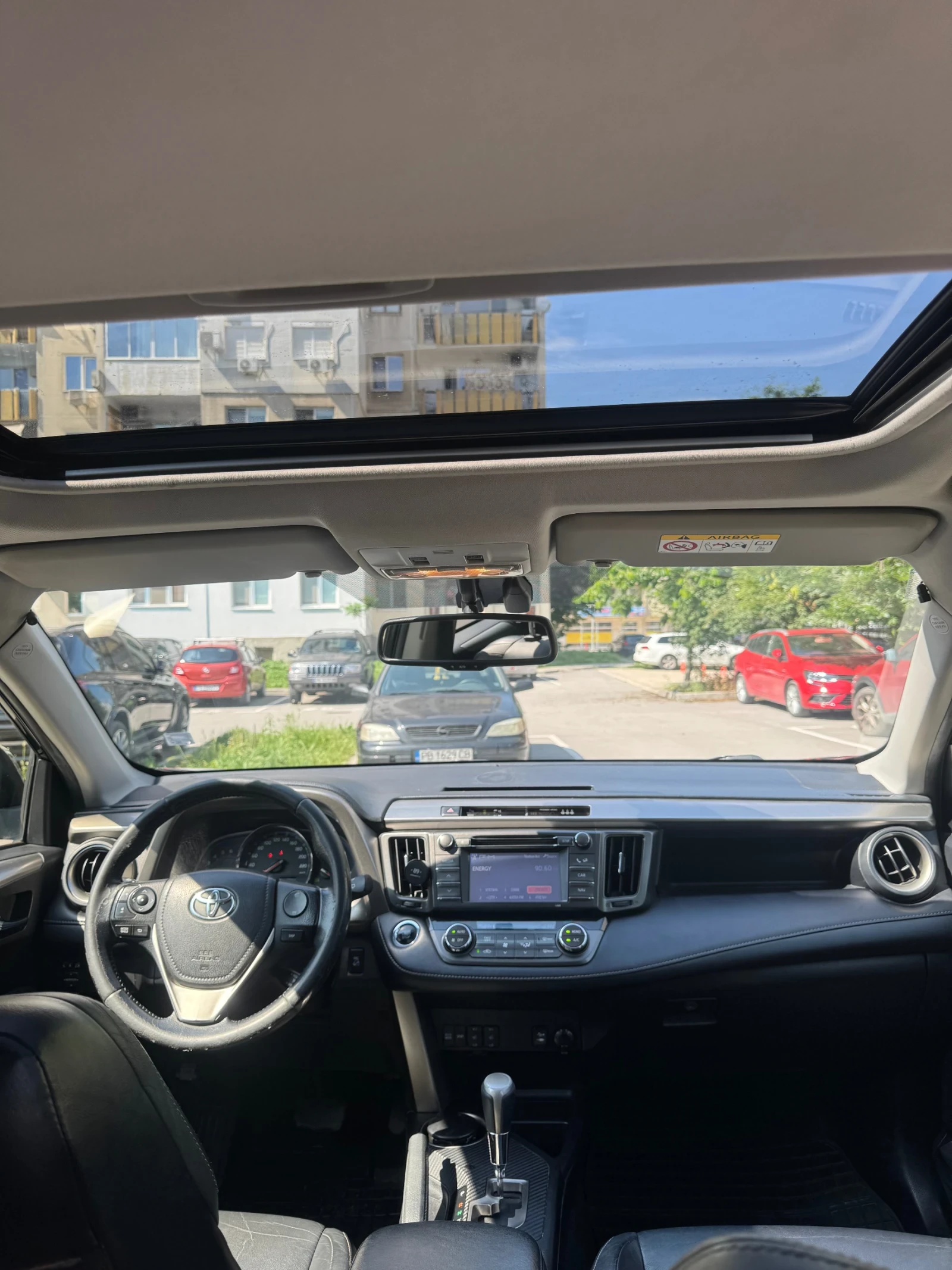 Toyota Rav4, снимка 7 - Автомобили и джипове - 54700521