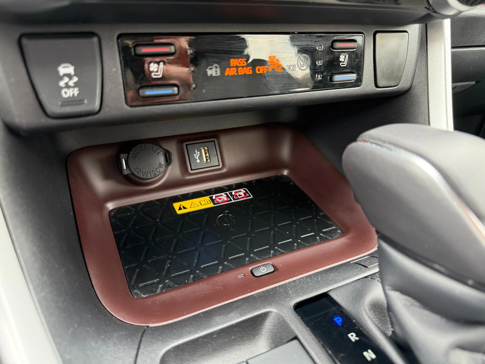 Toyota Rav4 Limited, снимка 10 - Автомобили и джипове - 54869806