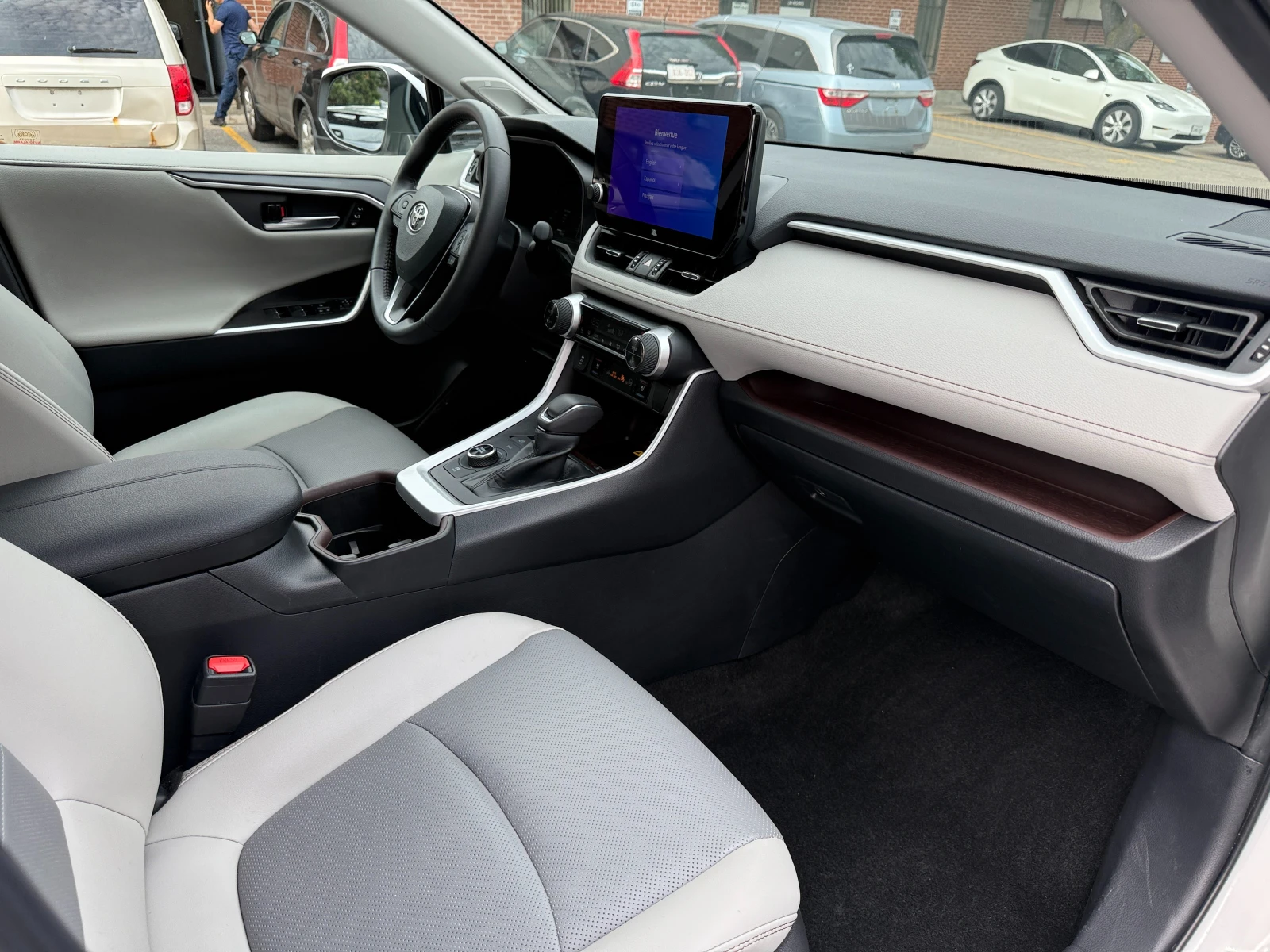 Toyota Rav4 Limited, снимка 14 - Автомобили и джипове - 54869806