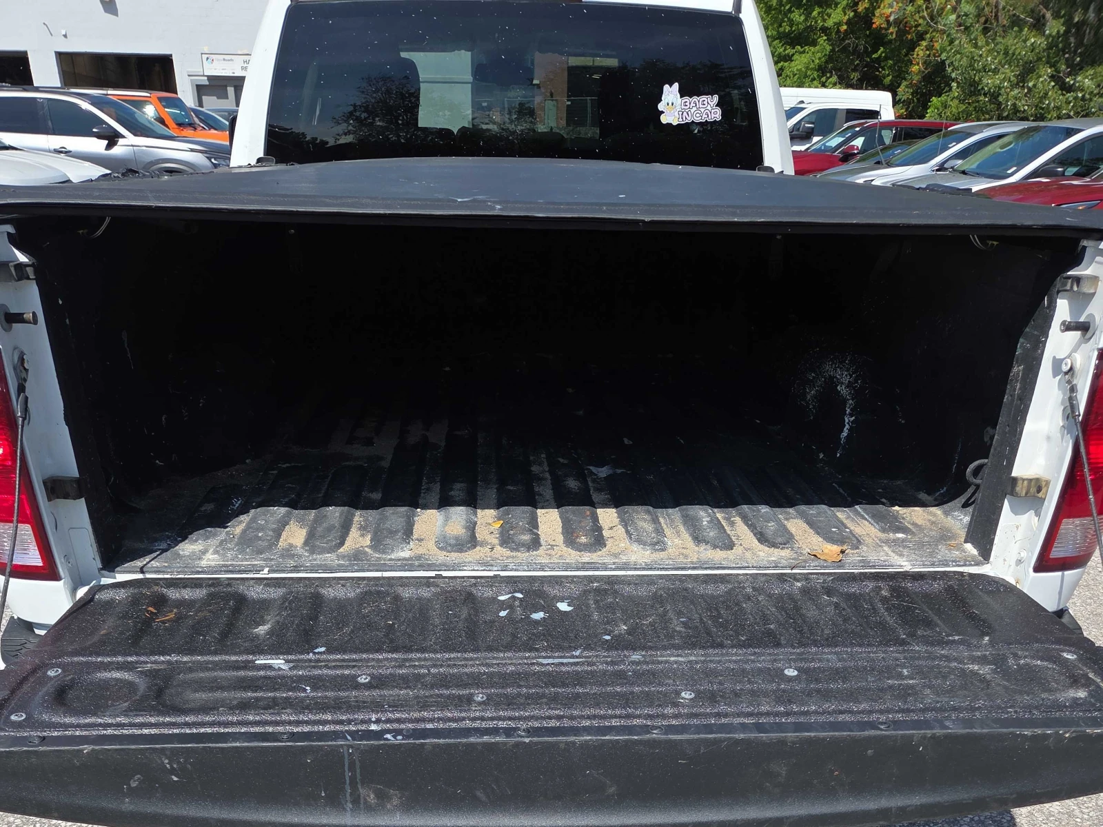 Dodge RAM 1500 * Express * CARFAX * БЕЗ ПЪРВОНАЧАЛНА ВНОСКА, снимка 13 - Автомобили и джипове - 56064444