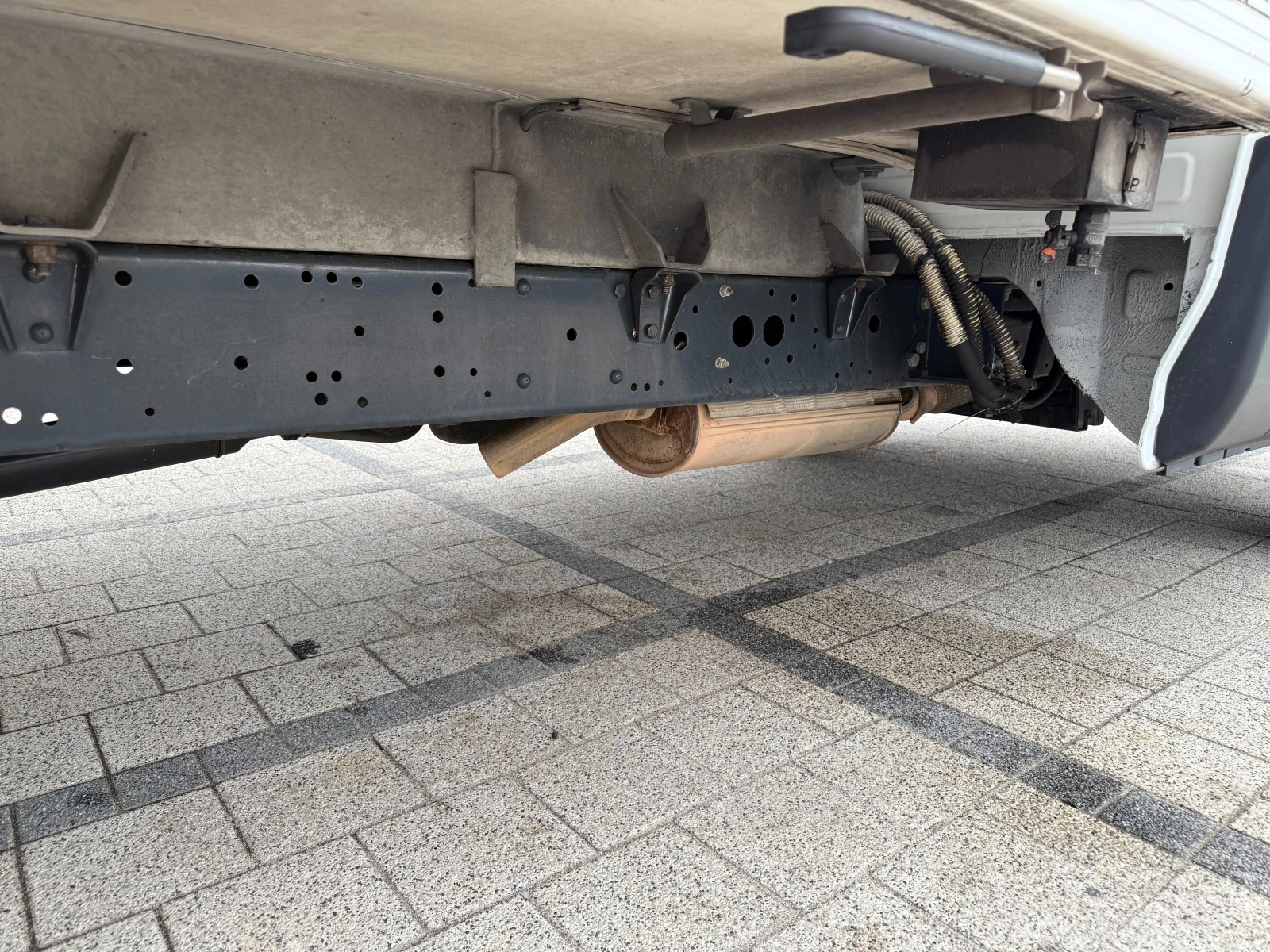 Iveco Daily 35C16 Хладилен до 3.5т. 3.55м. Клима Euro 6  - изображение 9