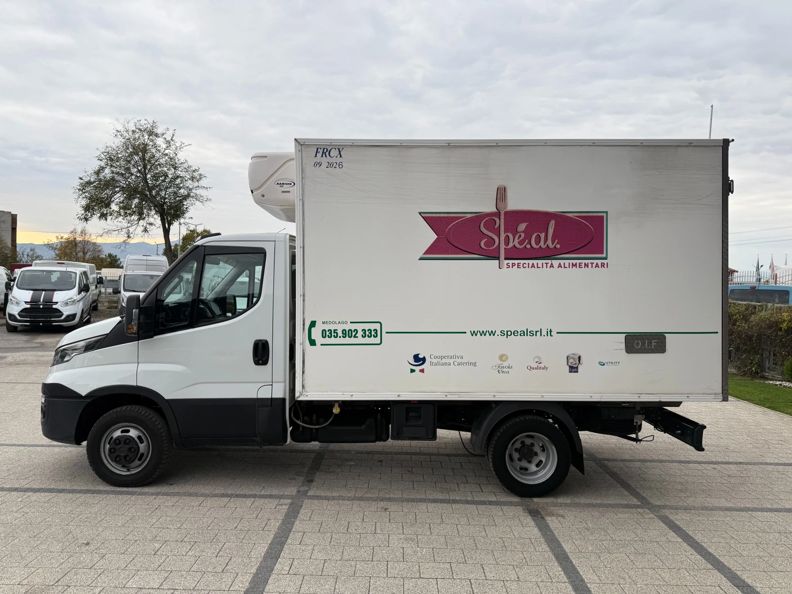 Iveco Daily 35C16 Хладилен до 3.5т. 3.55м. Клима Euro 6  - изображение 4