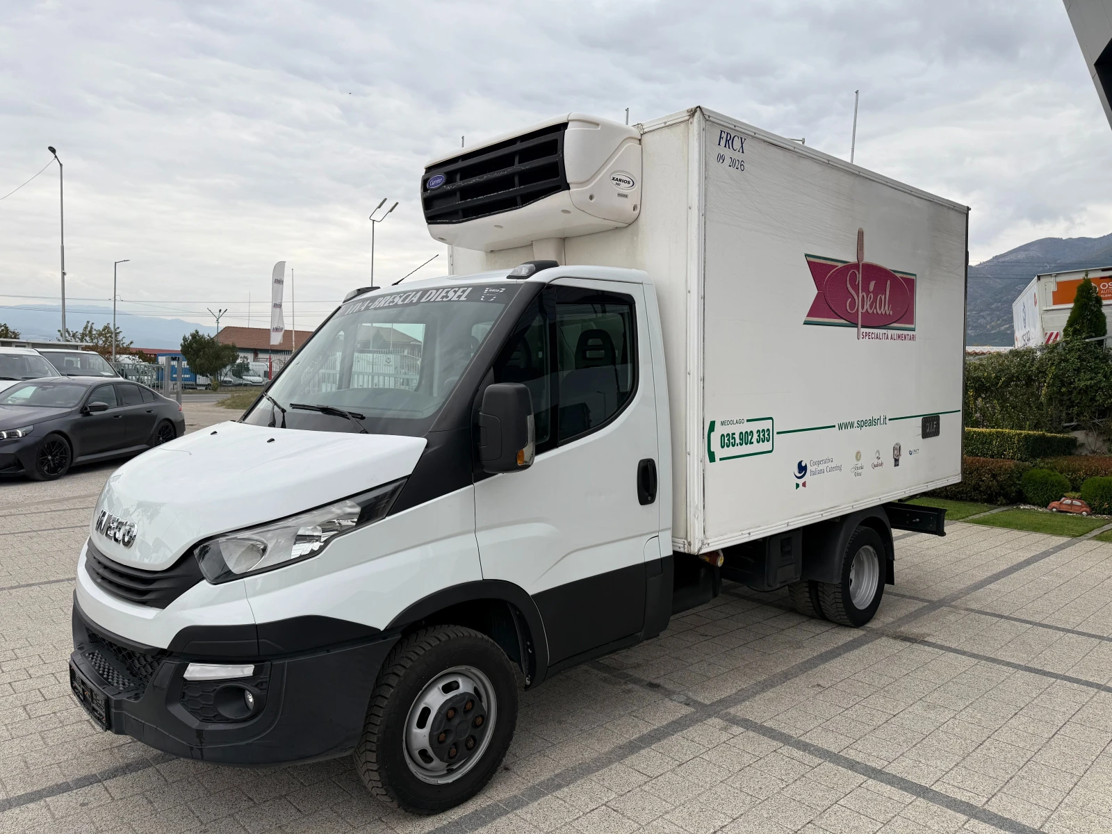 Iveco Daily 35C16 Хладилен до 3.5т. 3.55м. Клима Euro 6  - изображение 3