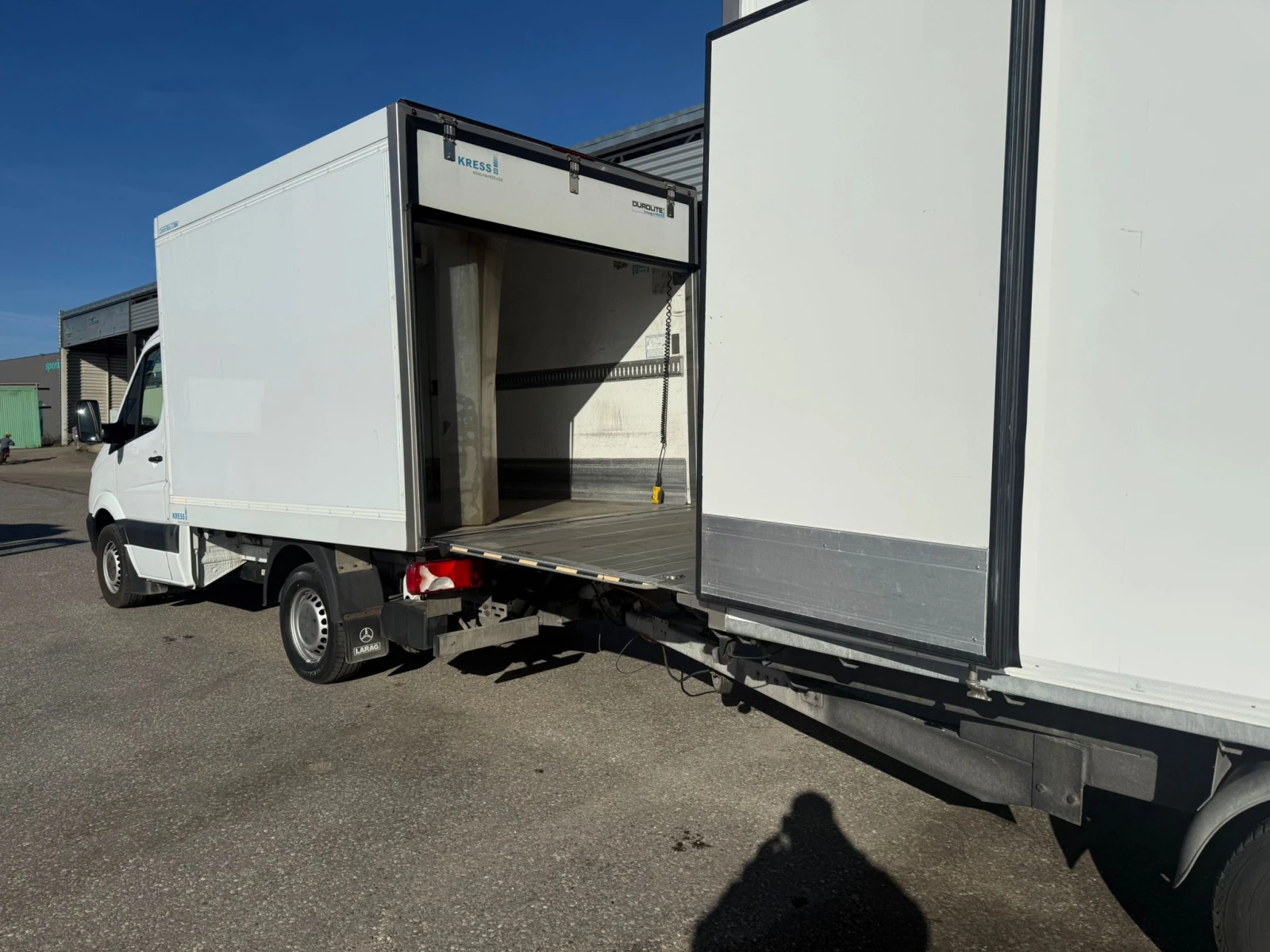 Mercedes-Benz Sprinter 316 Хладилен 6.3 тона с ремарке Швейцария, снимка 4 - Бусове и автобуси - 53977712