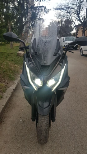  Kymco AK 550