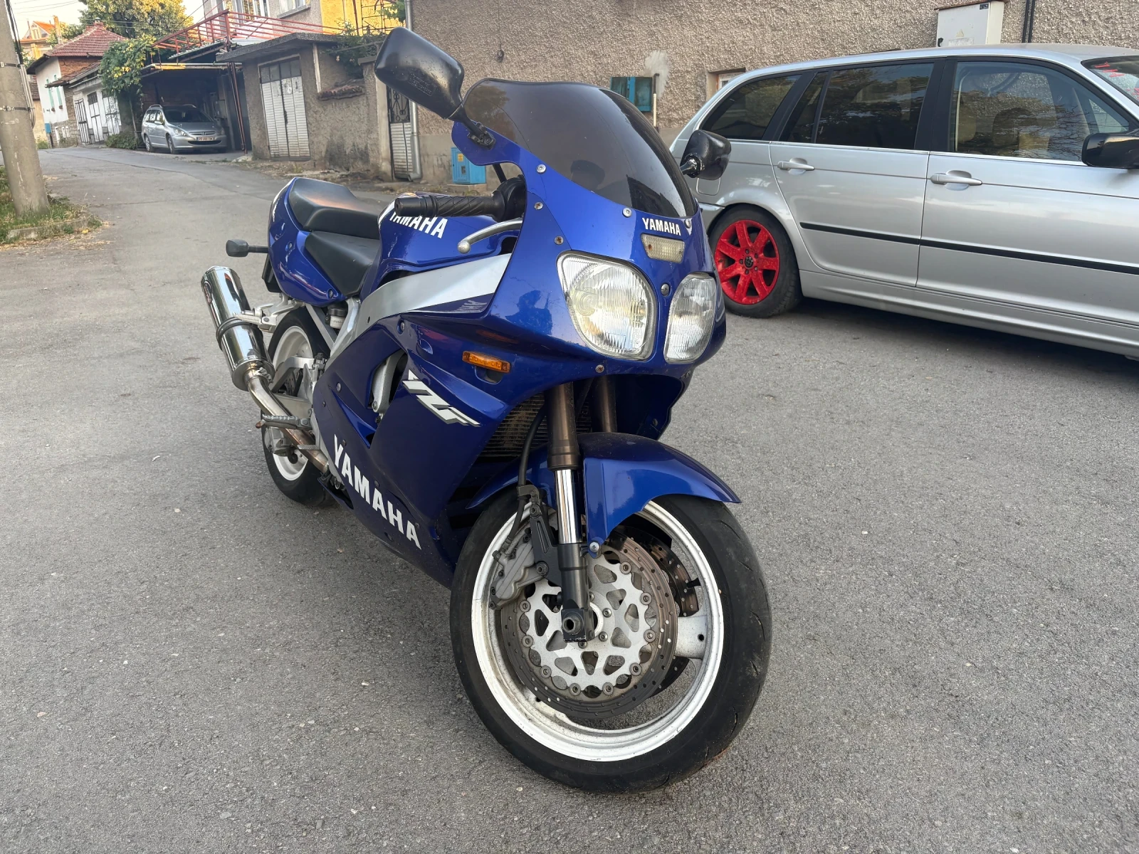 Yamaha Yzf 750R