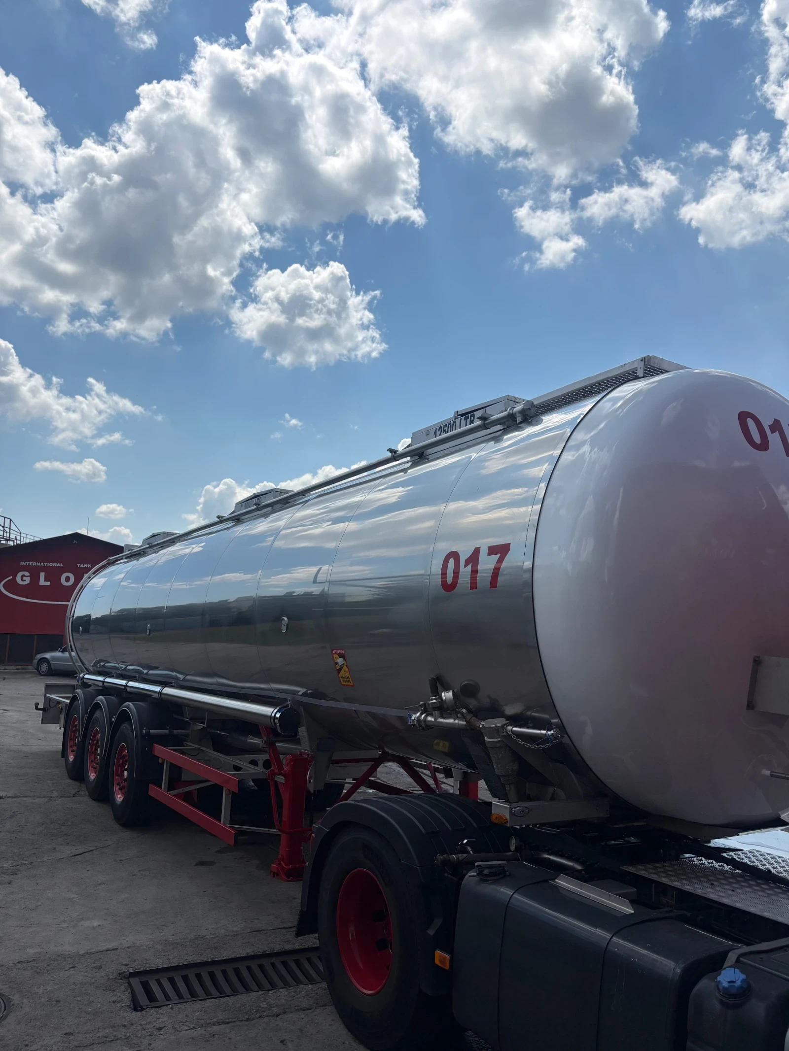 Полуремарке Други fluid, снимка 2 - Ремаркета - 55249346