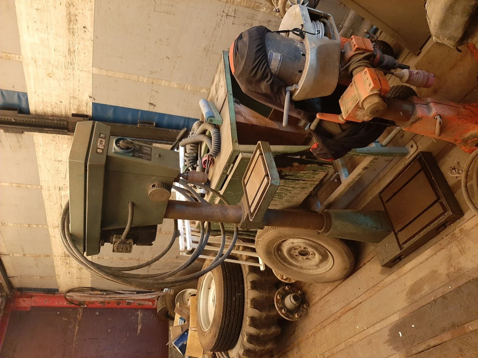  !!          | Mobile.bg   16