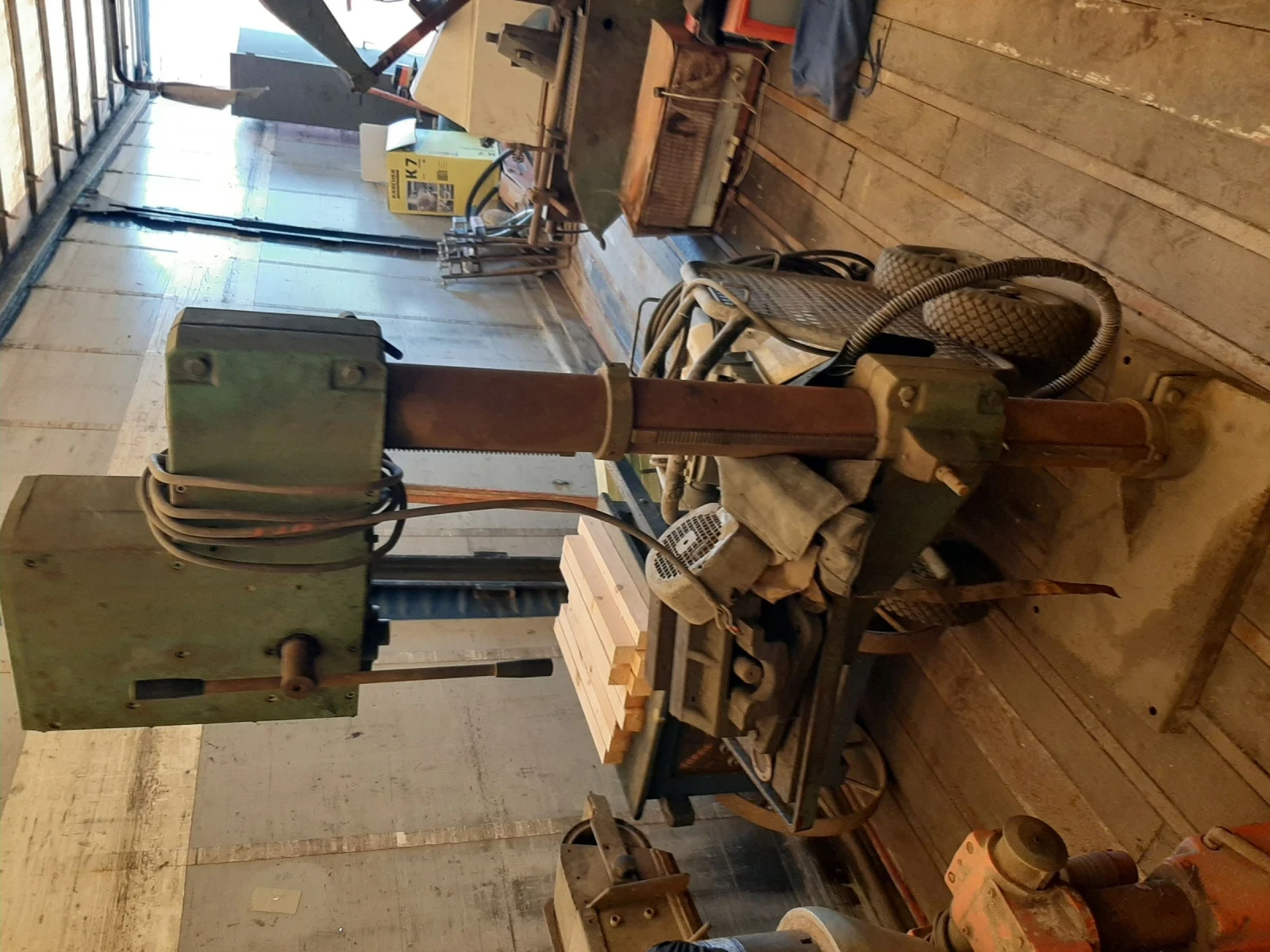  !!          | Mobile.bg   15