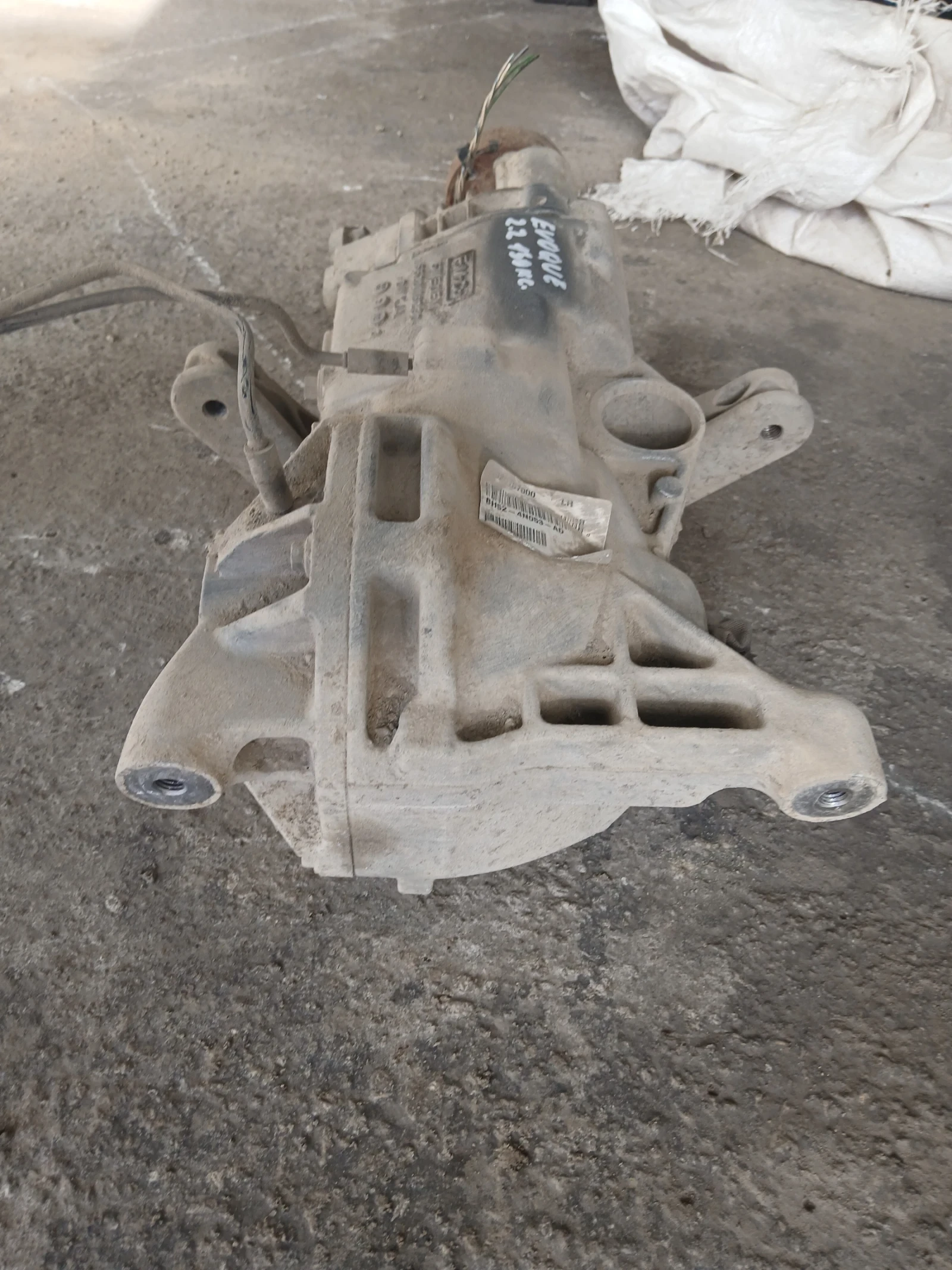 BH52-4N053-AD заден Диференцял Lend Rover Evoque 2.2 150кс., снимка 6 - Части - 55842624