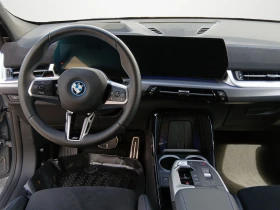 BMW iX2 xDrive30, снимка 7