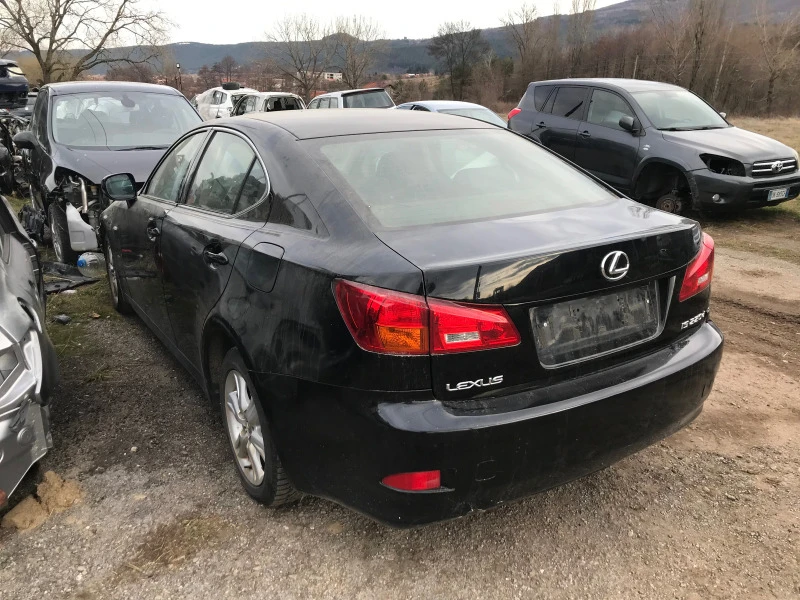 Lexus IS Is 220d, снимка 2 - Автомобили и джипове - 47491890