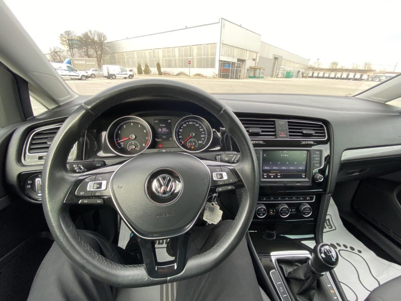 VW Golf Facelift 110000km , снимка 11 - Автомобили и джипове - 44408068